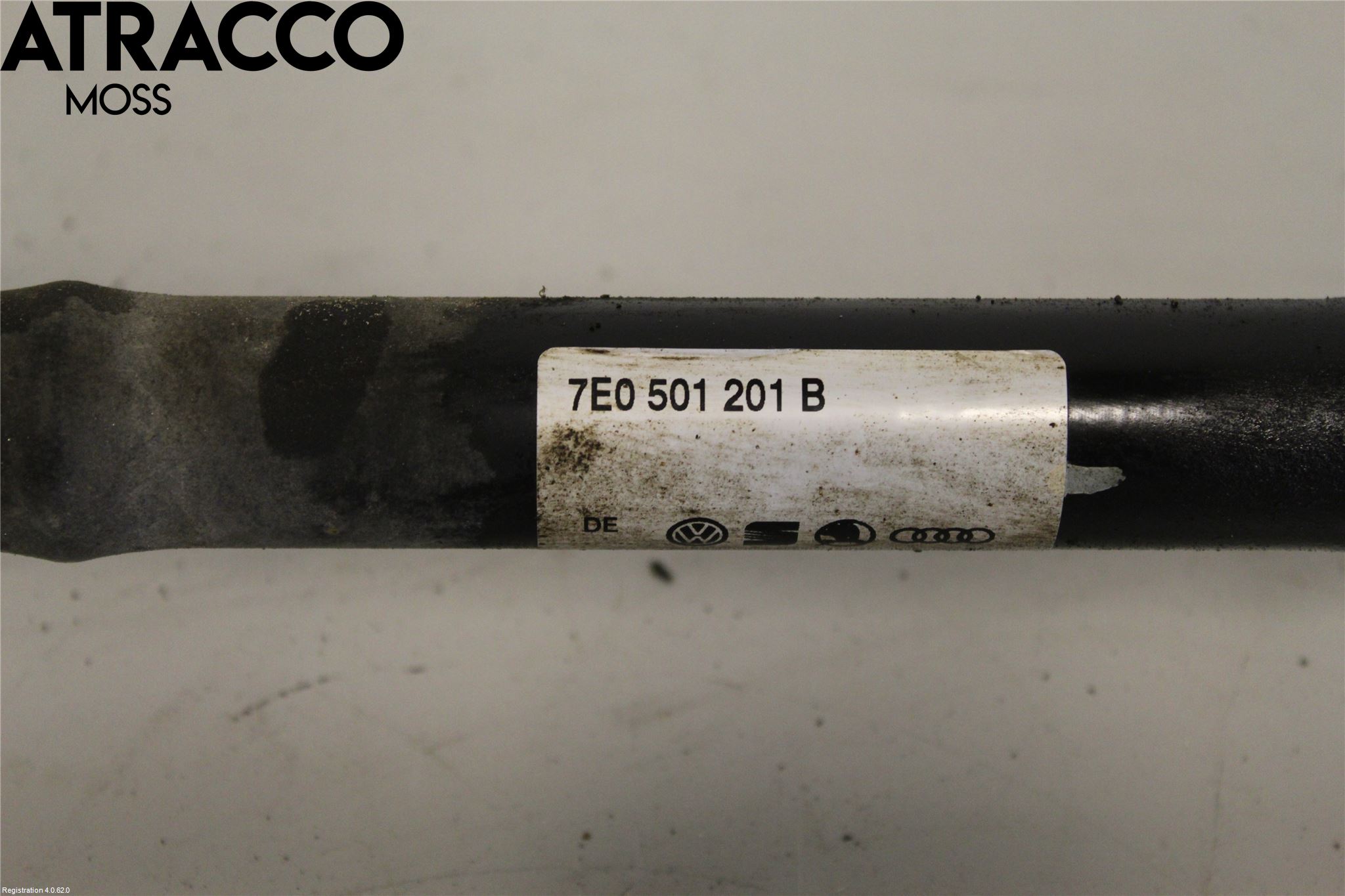 Volkswagen VW TRANSP/CARAVELLE (T5) 04-15 Drivaxel Bak Vänster