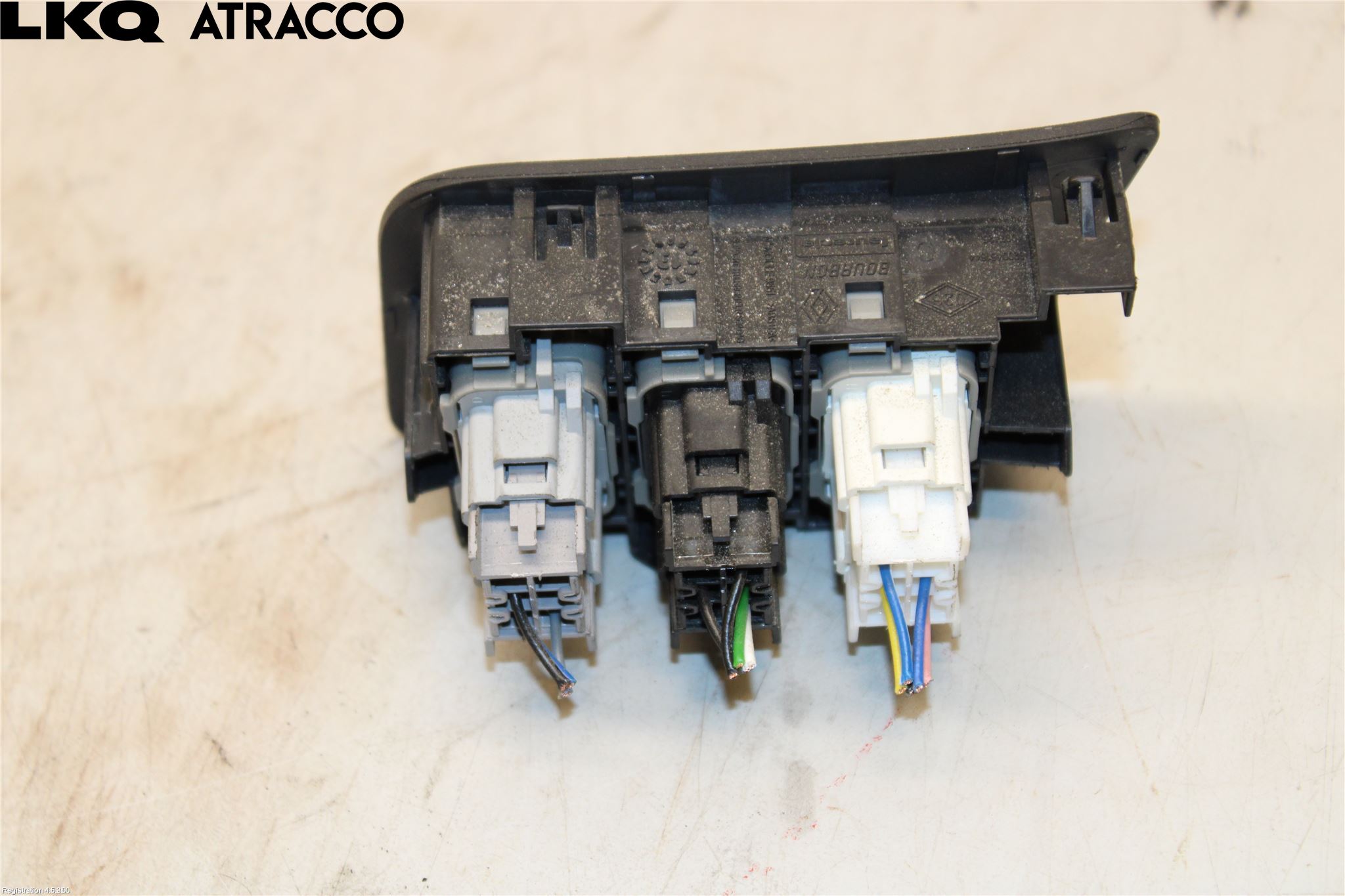 Nissan NV250 20-22 Strömställare Övrigt