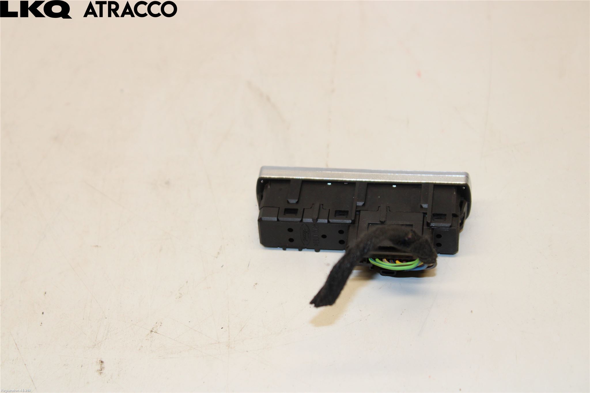 Ford FIESTA 13-17 Strömställare Antispinn