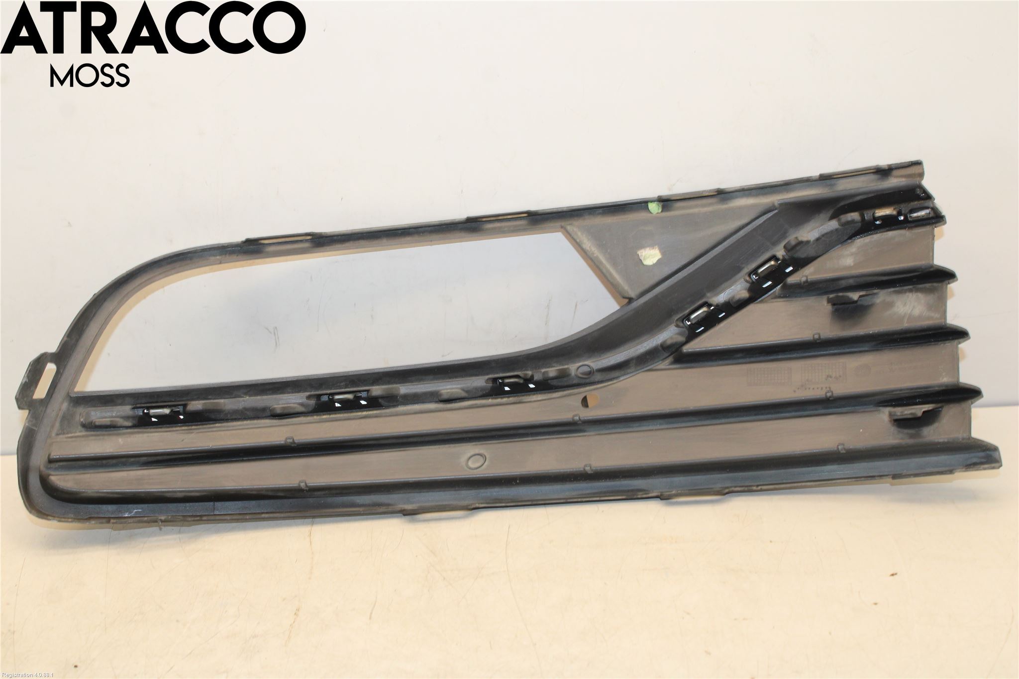 Volkswagen VW POLO 10-17 Dimljussarg Fram