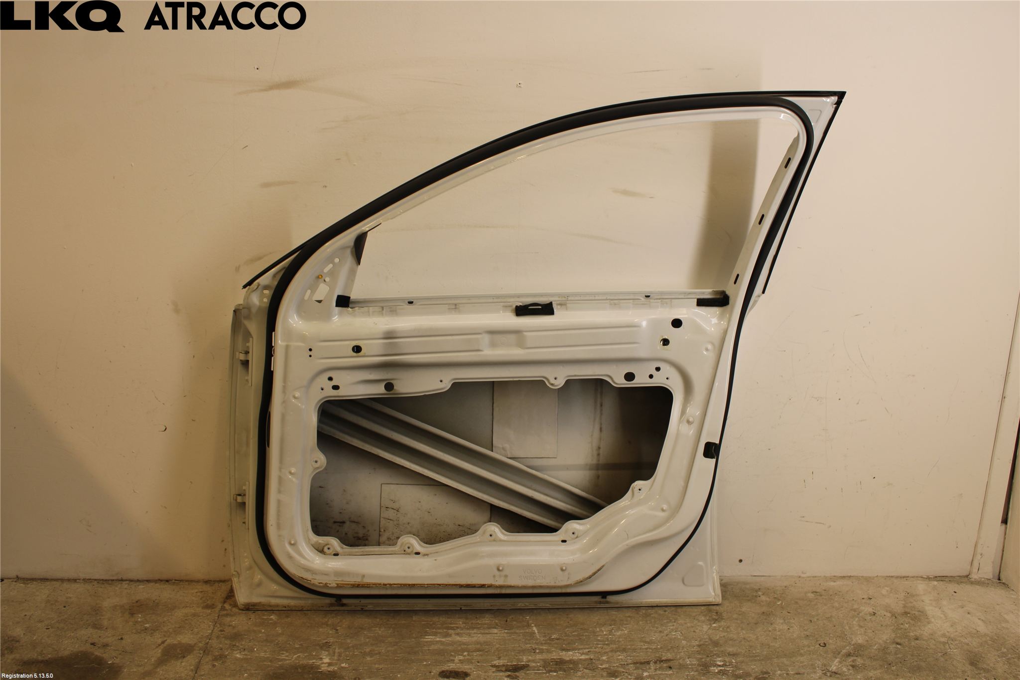 Volvo V70 14-16 Dörr Fram Höger