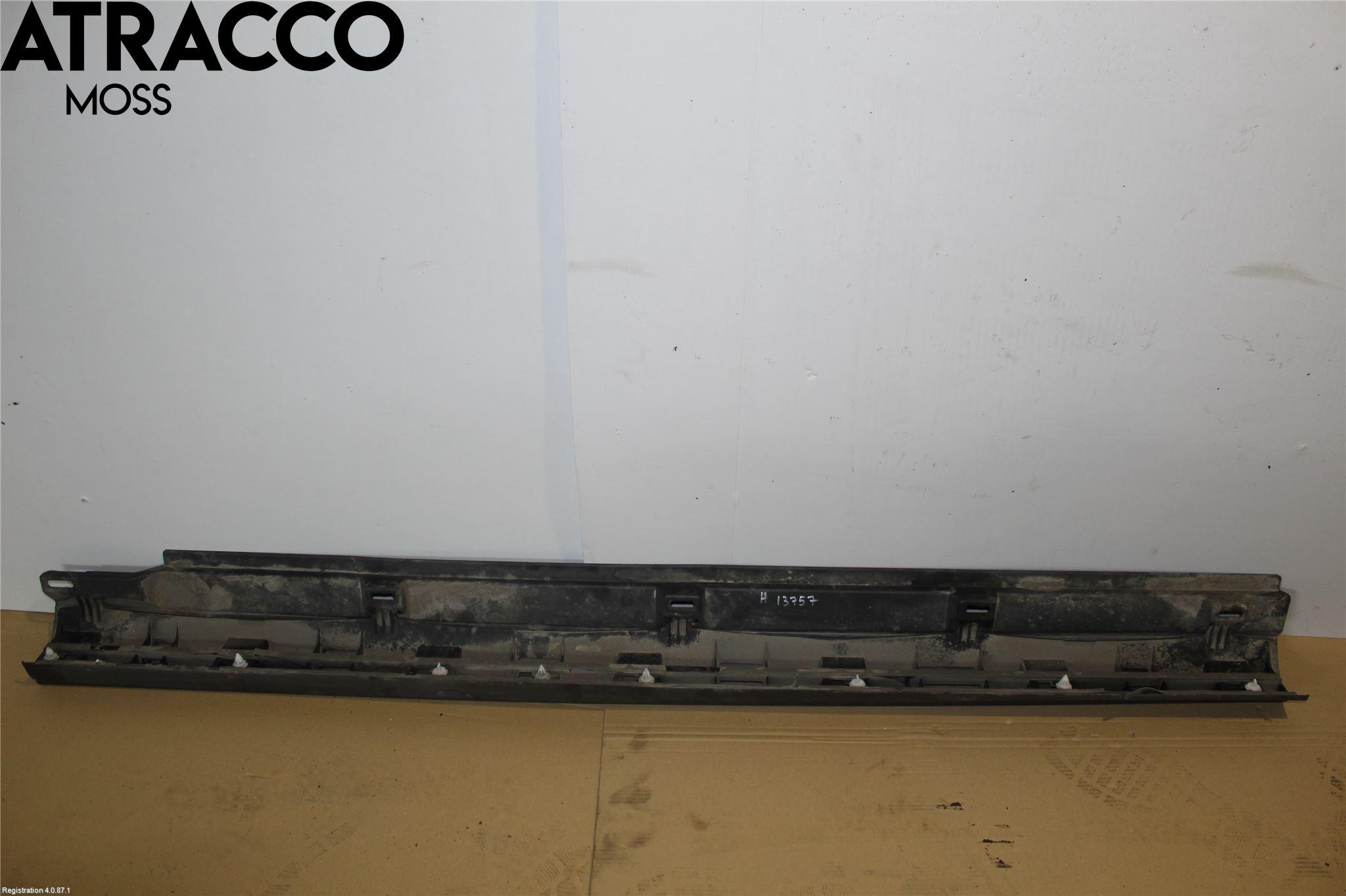 Volkswagen VW PASSAT 11-14 Sidokjol Hö