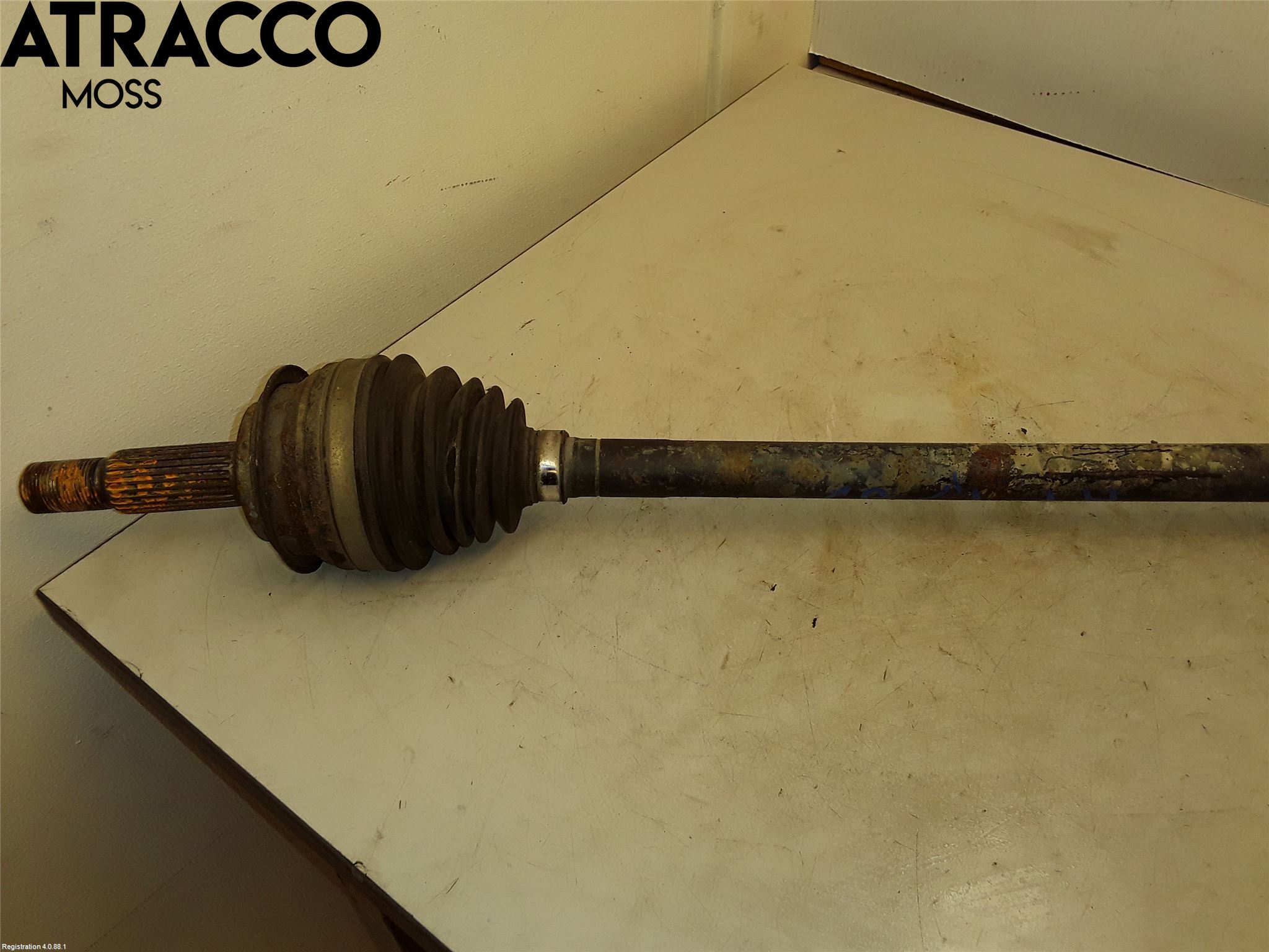 Toyota VERSO-S 11-16 Drivaxel Fram Höger