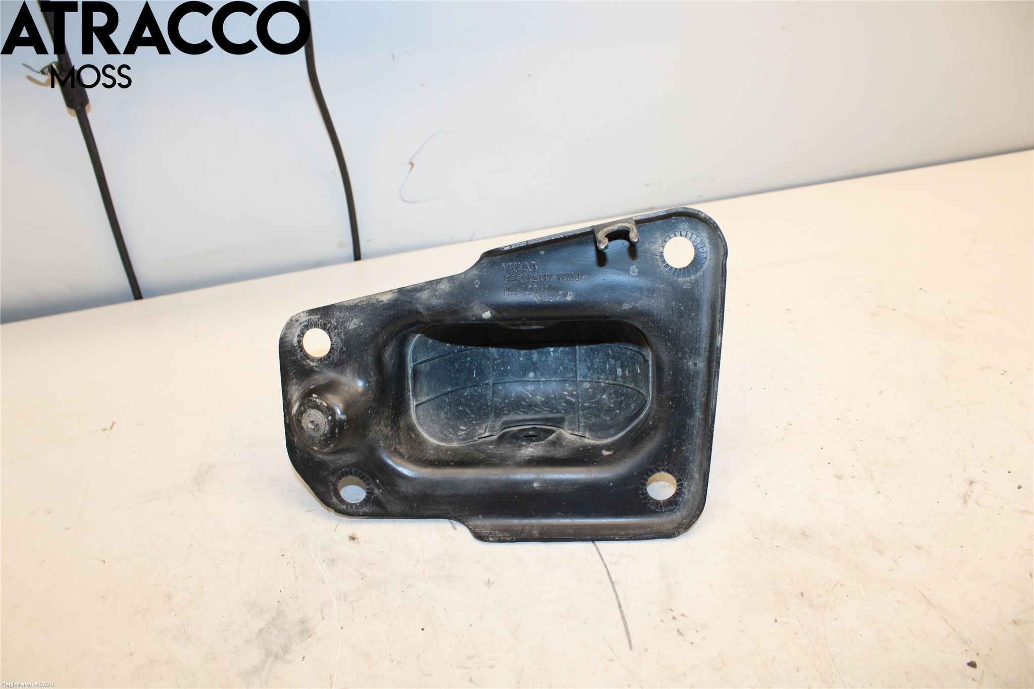 Volkswagen VW PASSAT 15-19 Bärarm Bak Höger