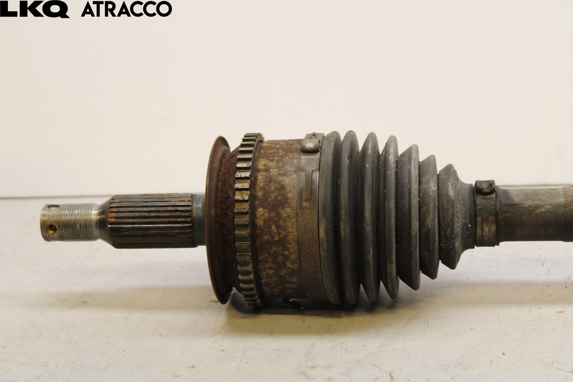 Mitsubishi L200 16-23 Drivaxel Fram Höger