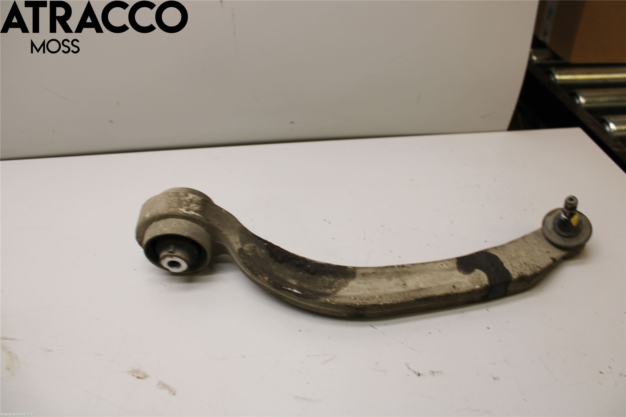 Audi A4/S4 05-07 Bärarm Fram Undre Vä