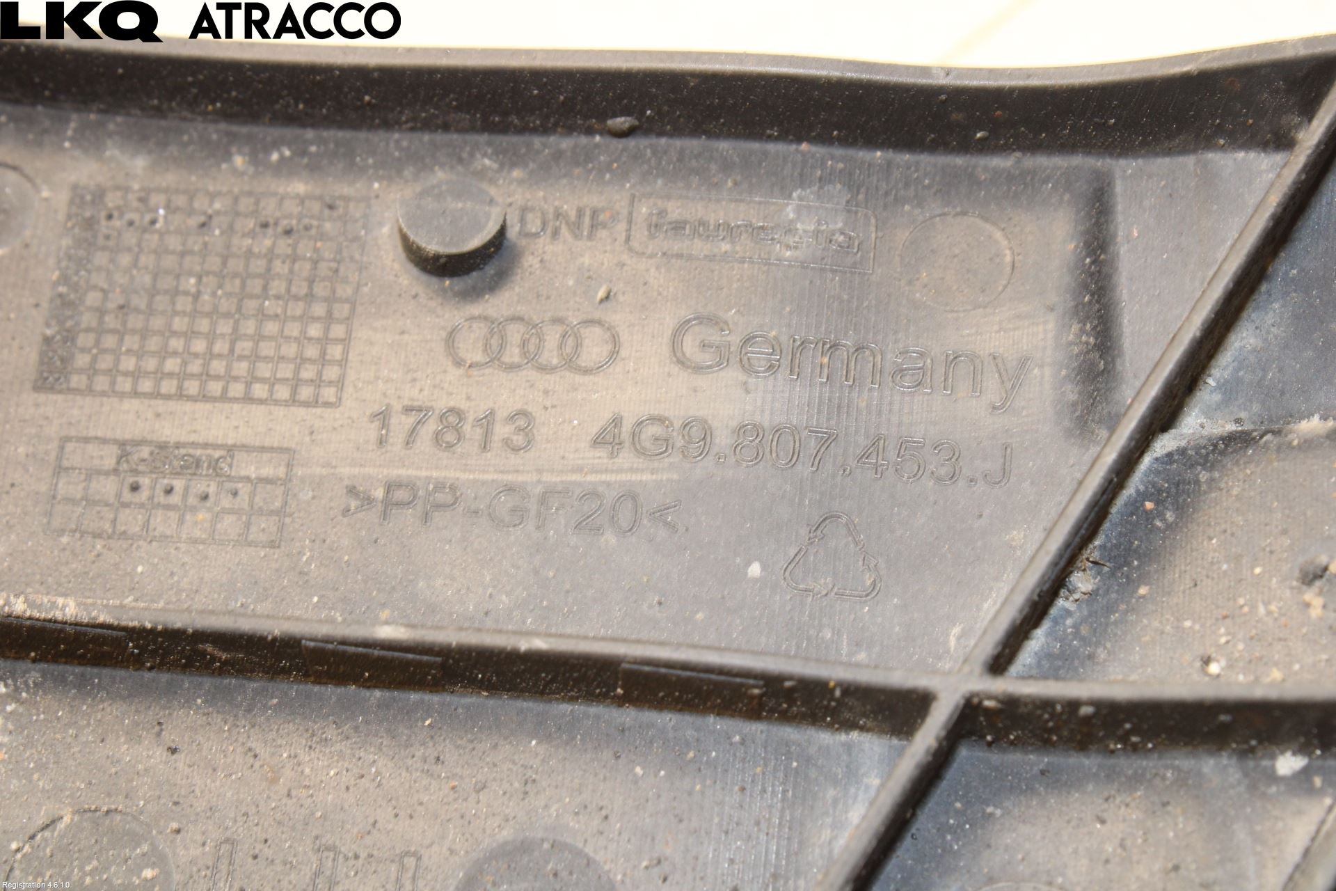 Audi A6 ALLROAD 12-18 Stötfångarfäste Bak Vä