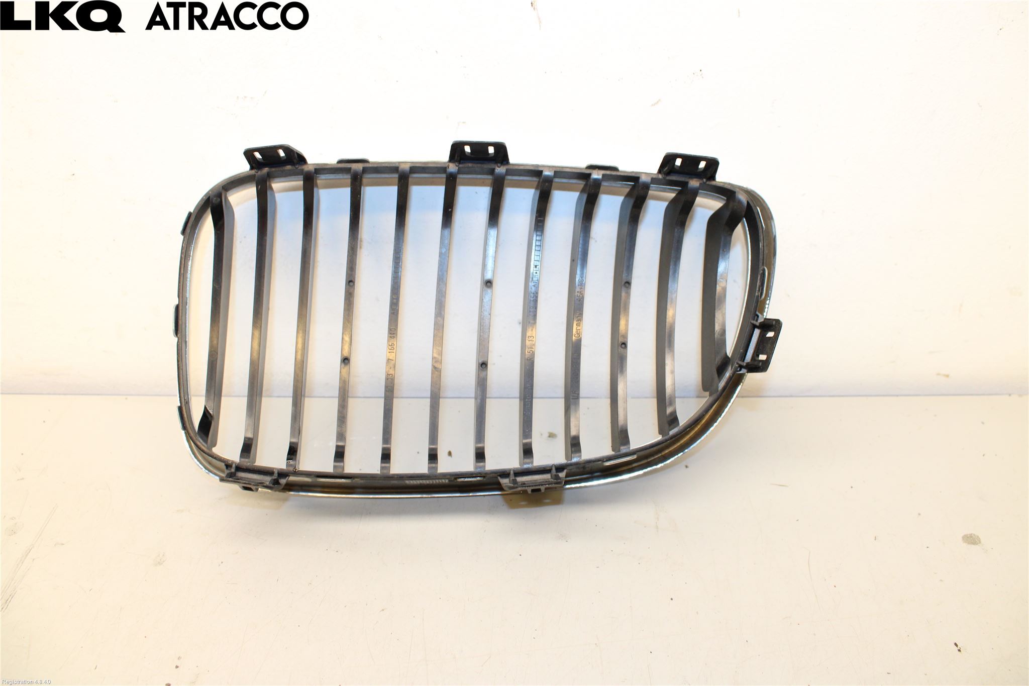 BMW 1 E87/81 5D/3D 03-11 Grilldel Höger