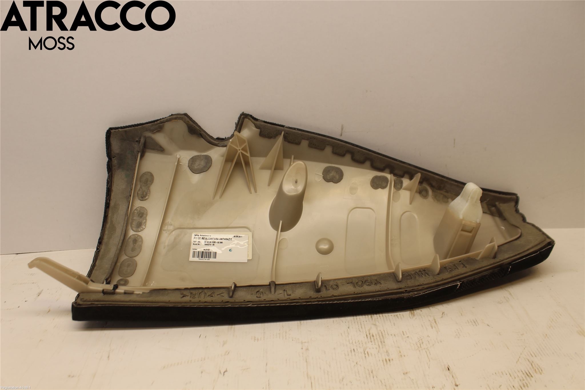 BMW 5 F10/F11/F18 09-17 Inredning Skidfack Baksäte