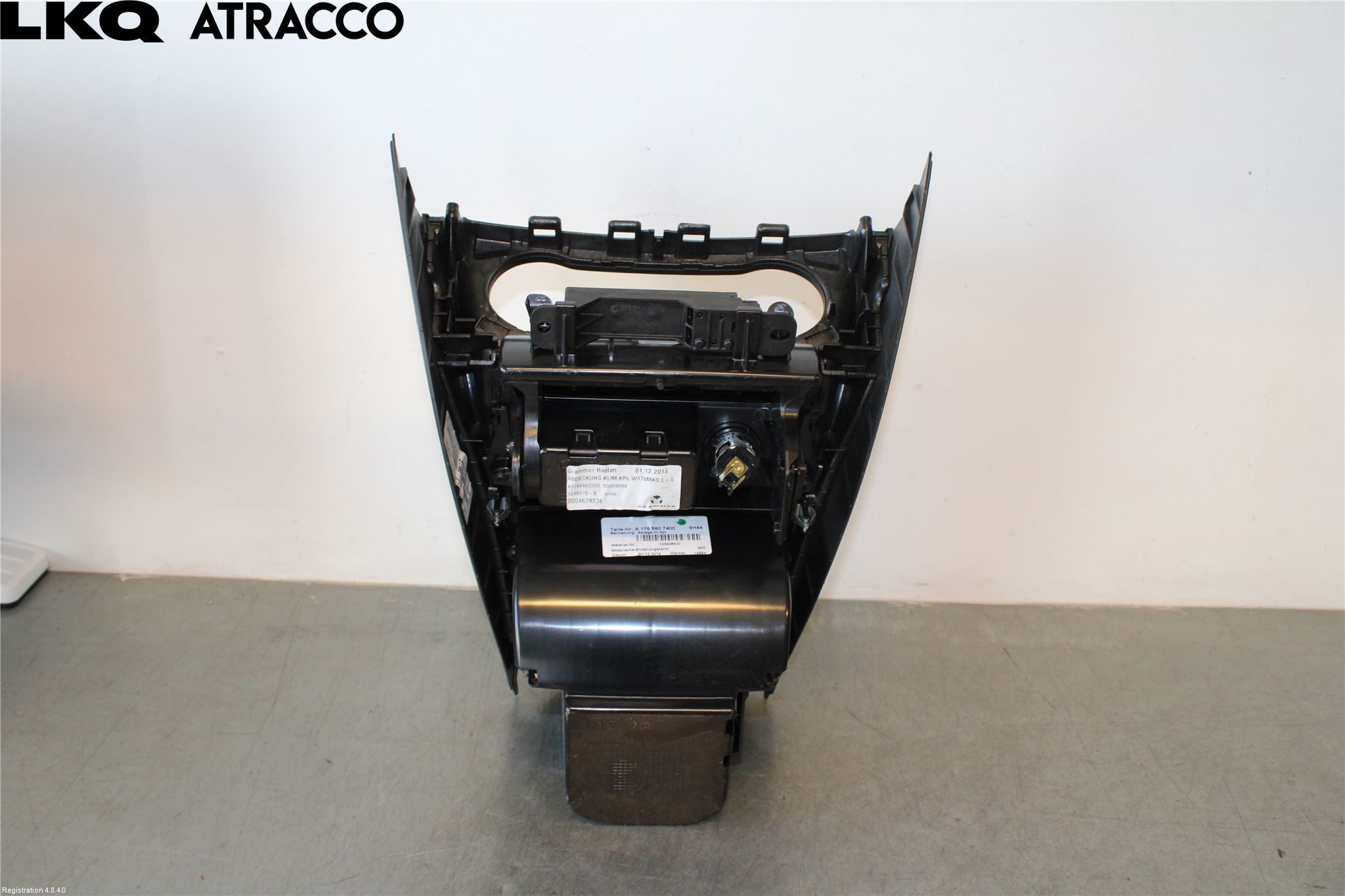 Mercedes-Benz MB A-KLASS (W176) 13-18 Instrumentkonsoll Mitt