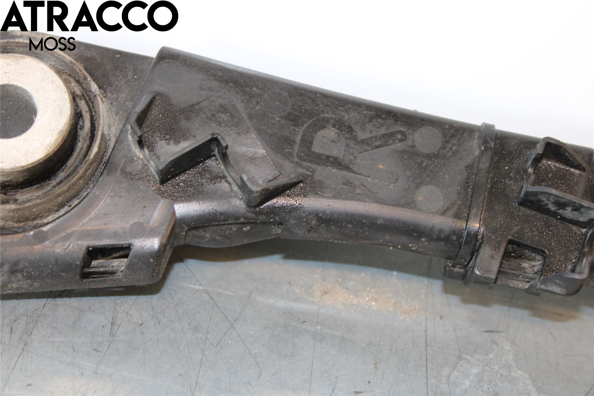 BMW 5 G30/G31/F90 17-23 Bärarm Bak Höger