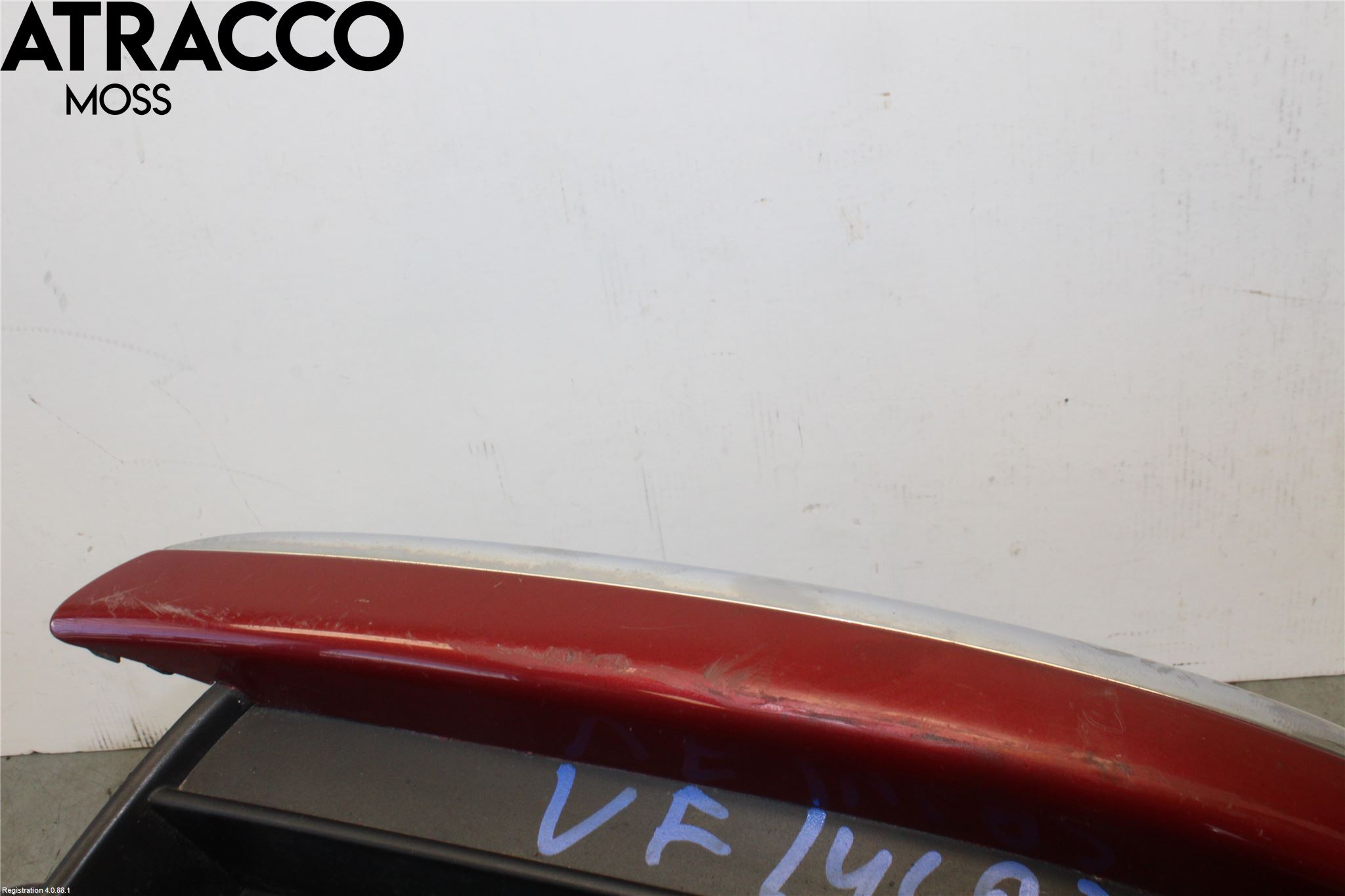 Volkswagen VW GOLF V 04-09 Grilldel Vänster