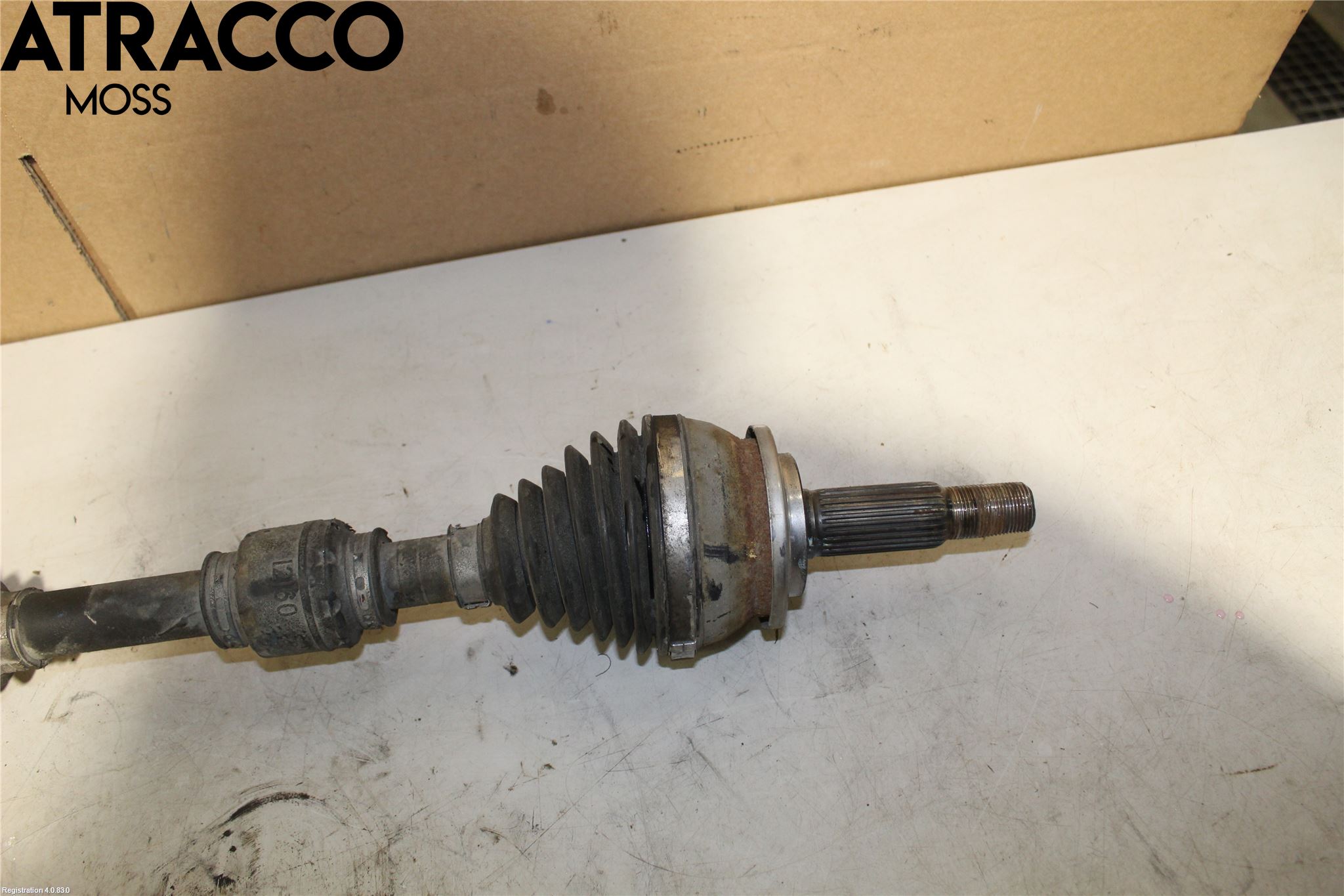Lexus CT 200h Drivaxel Fram Vänster