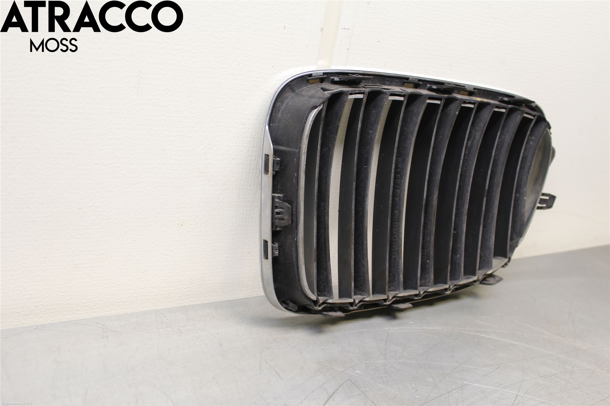 BMW X1 E84 10-15 Grilldel Höger