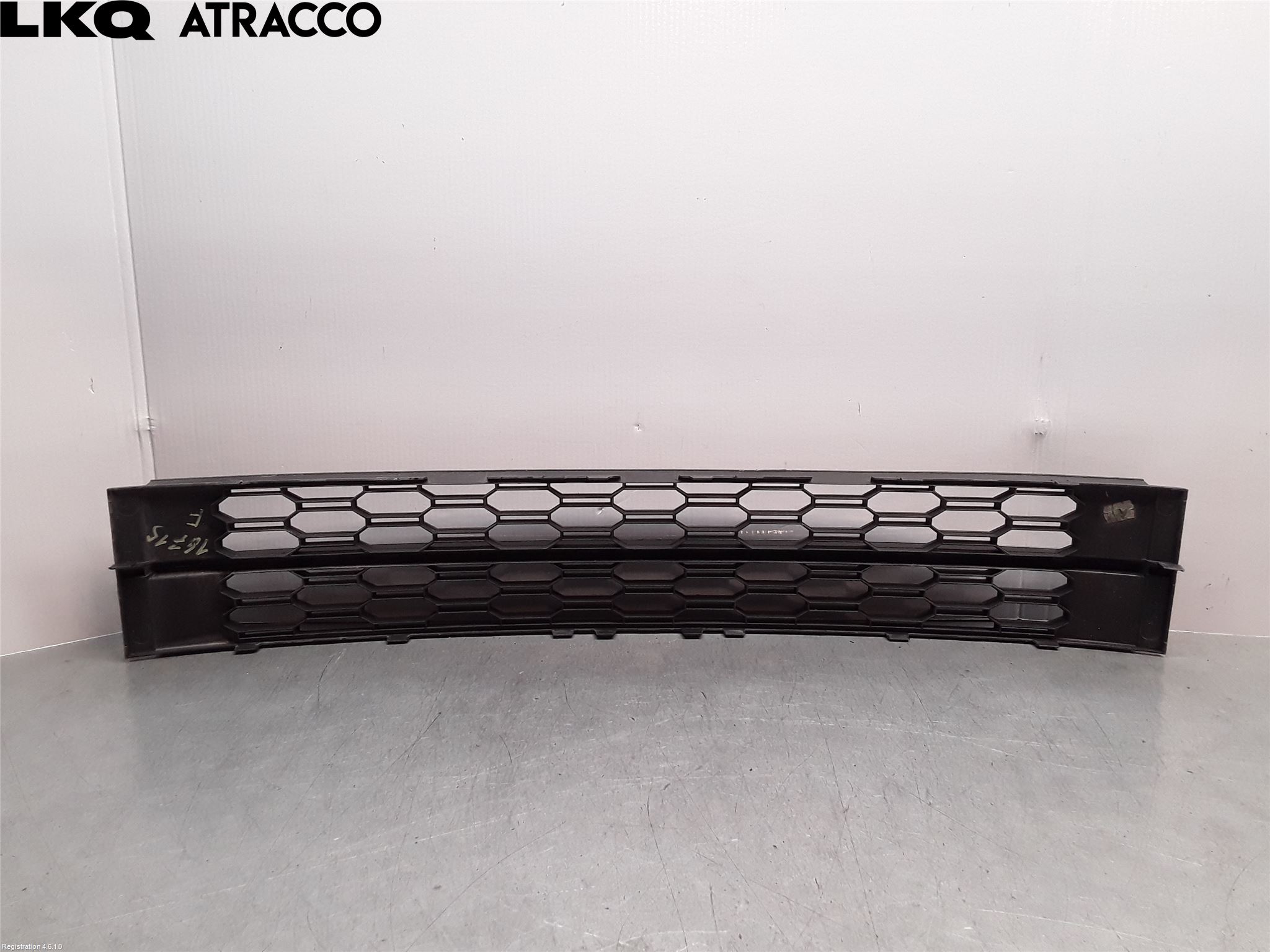 Skoda OCTAVIA (5E) 13-20 Grilldel Mitt
