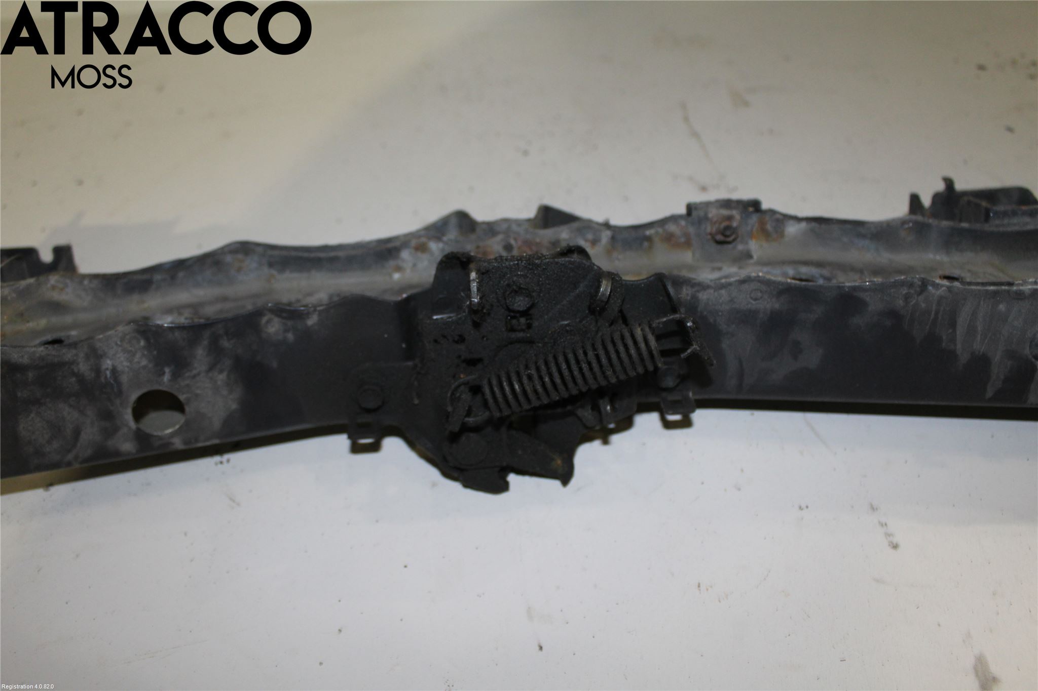 Toyota PRIUS ZVW30 09-20 Frontplåt Övre