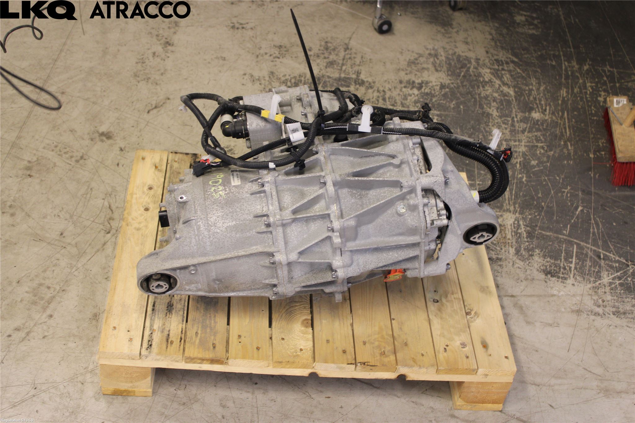 Tesla MODEL 3 17- Motor Elektrisk Bak