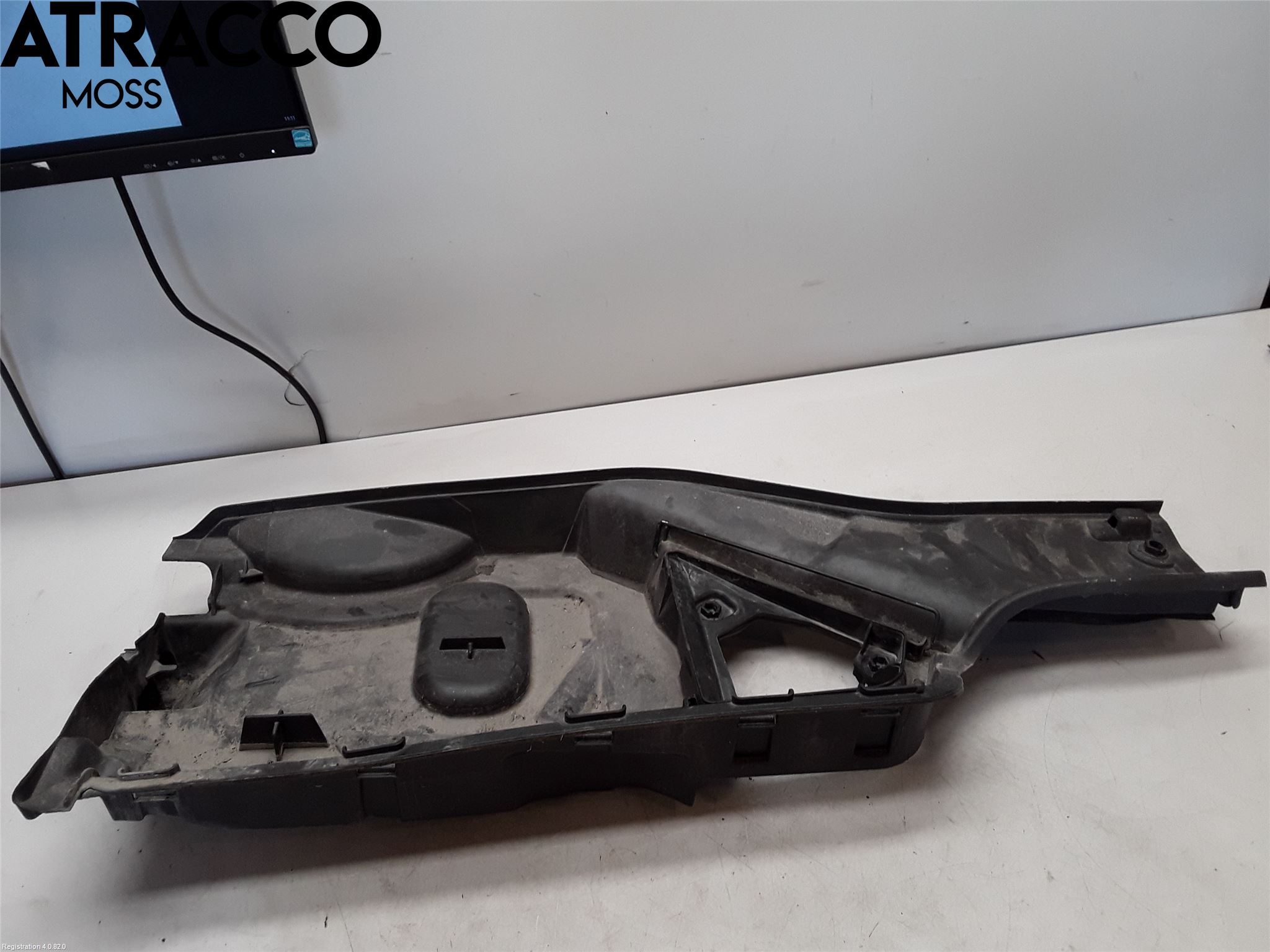BMW 5 E60/61 Sed/Tou 02-10 Deflektor Plåt-Plast Kylning