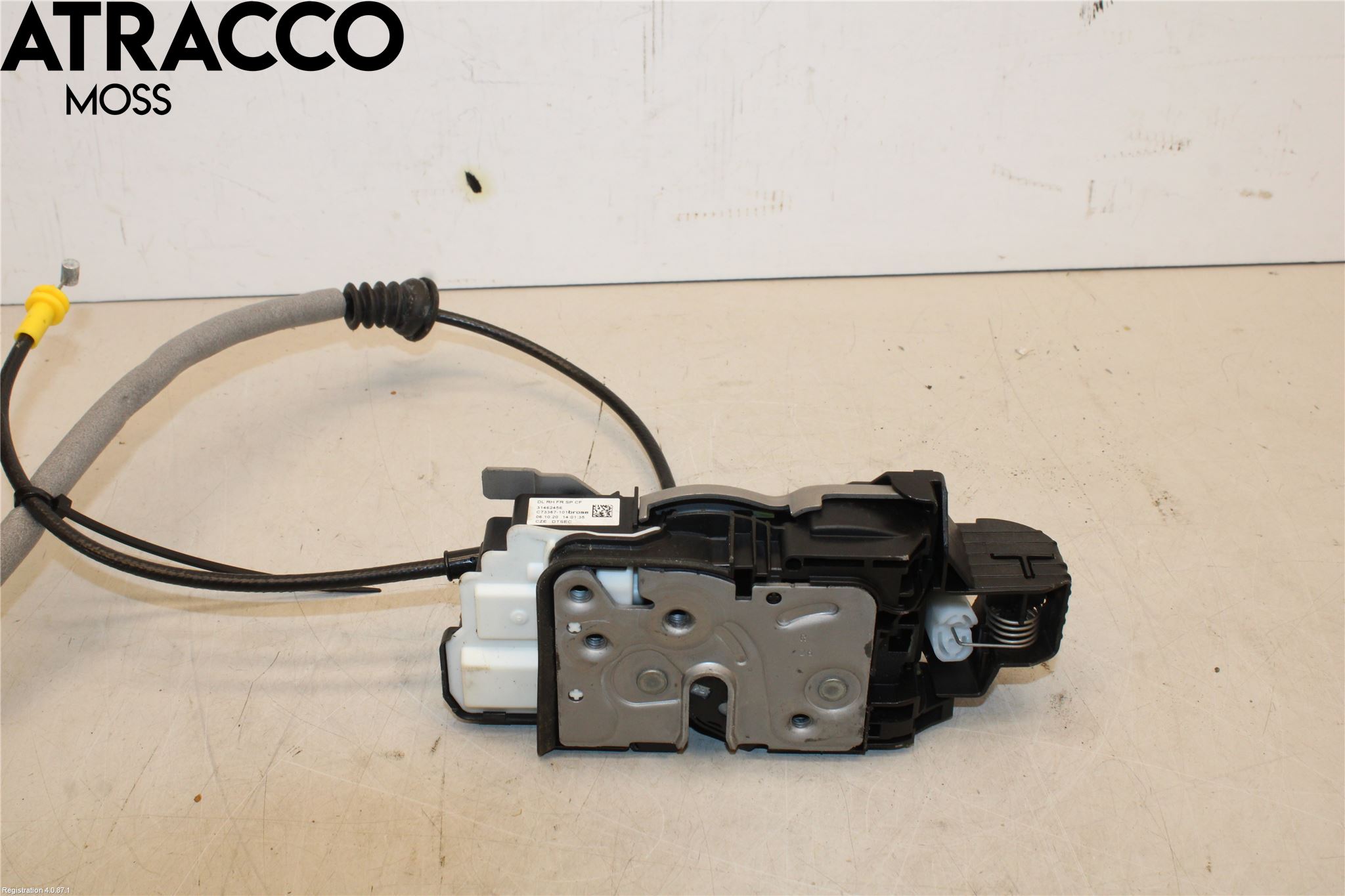 Volvo XC40/RECHARGE 18- Låskista-Dörrlås