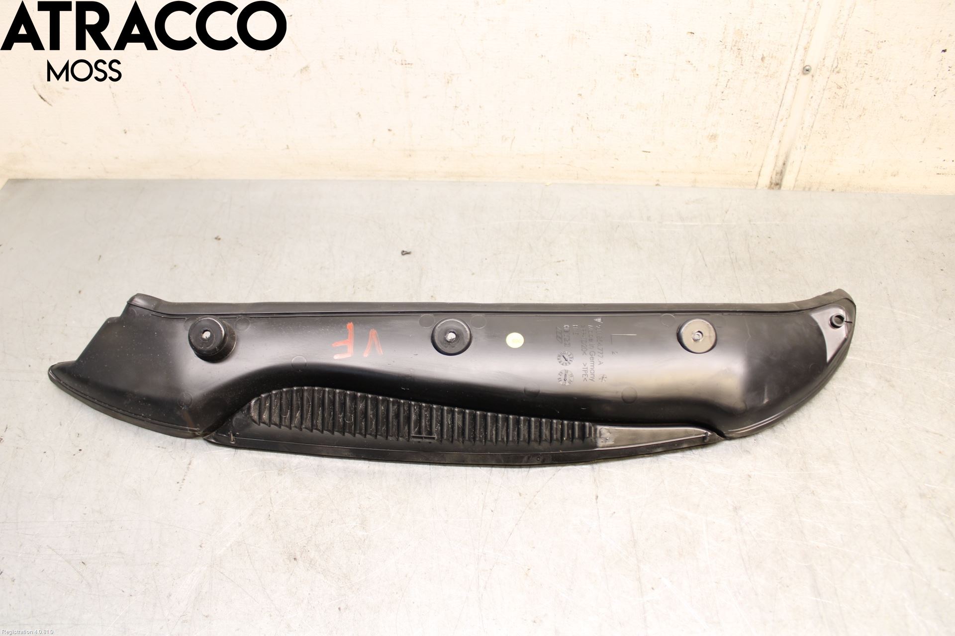 Porsche TAYCAN 20- Inr Plastd A-B-C Stolpe