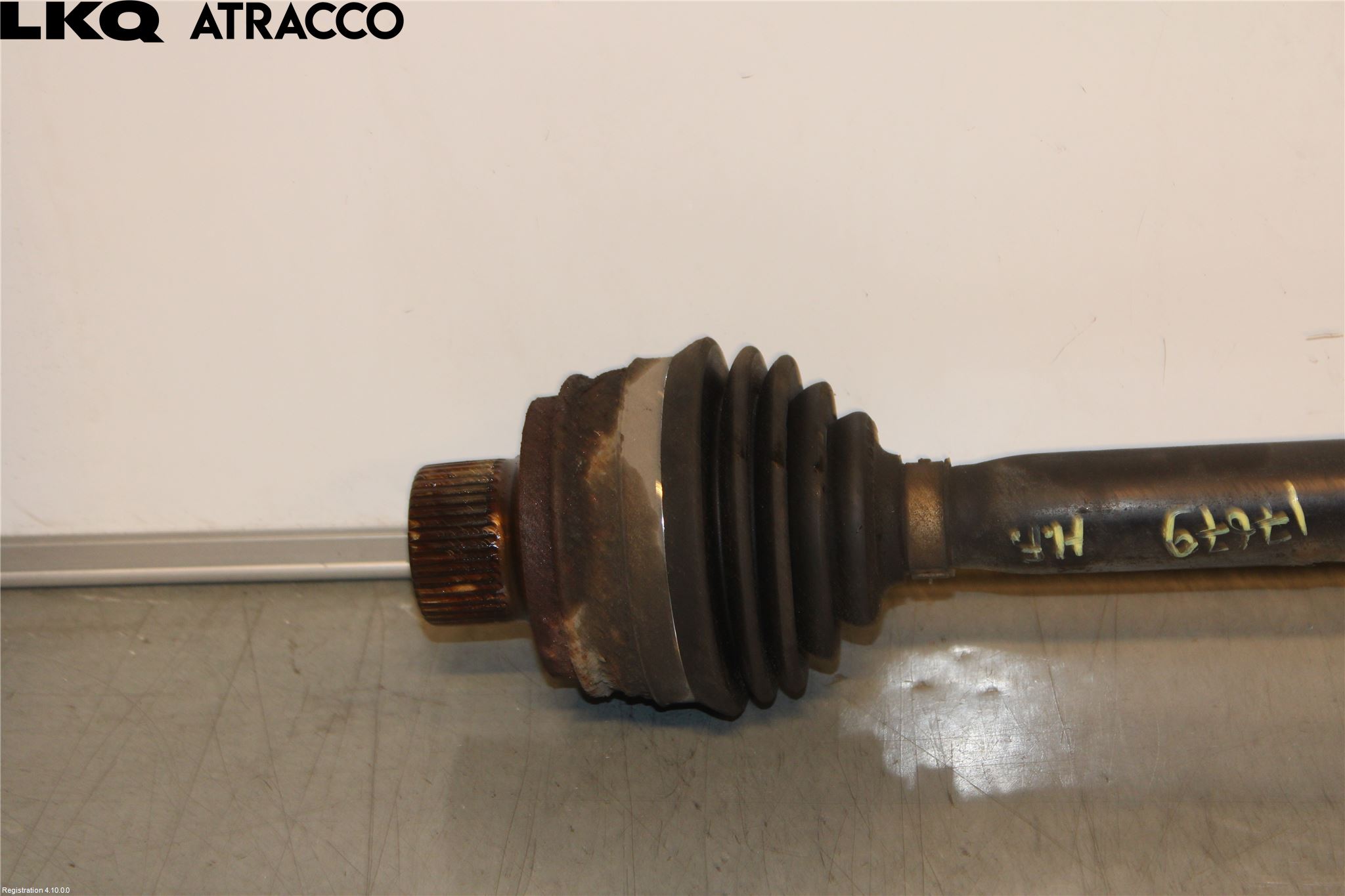 Audi Q5 09-16 Drivaxel Fram Höger