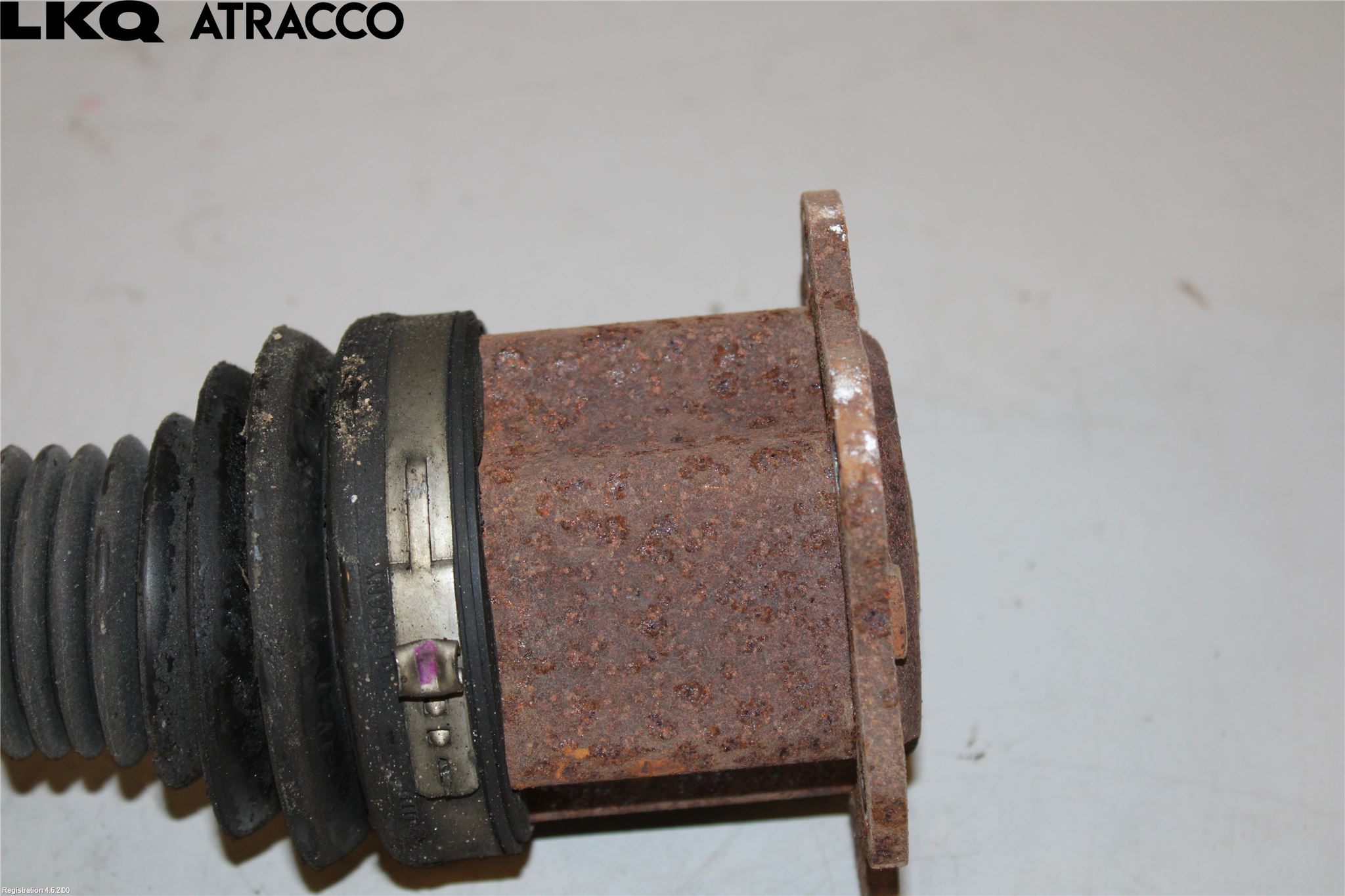 Audi A4/S4 08-11 Drivaxel Fram Höger