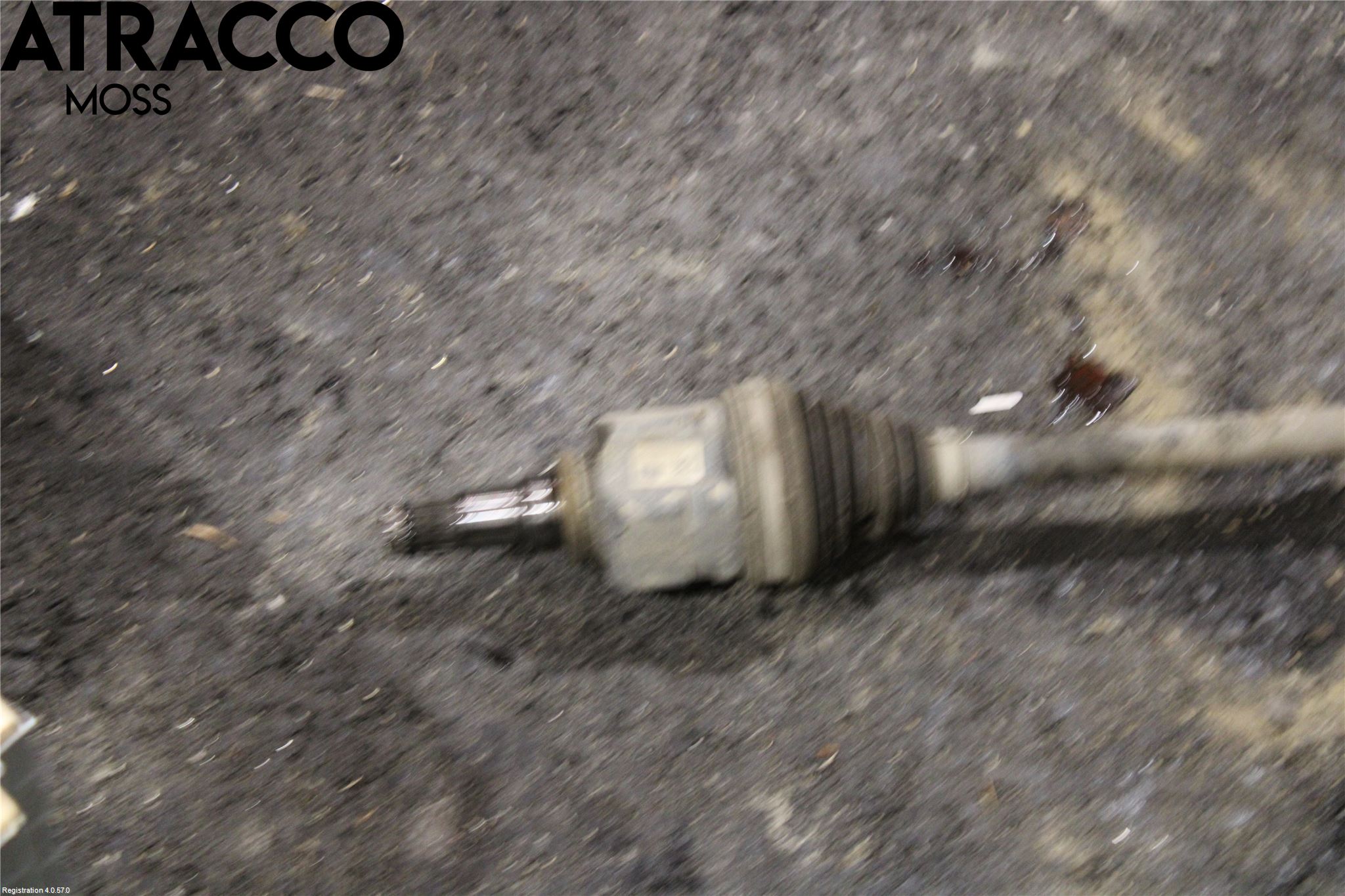 Toyota URBAN CRUISER Drivaxel Fram Vänster