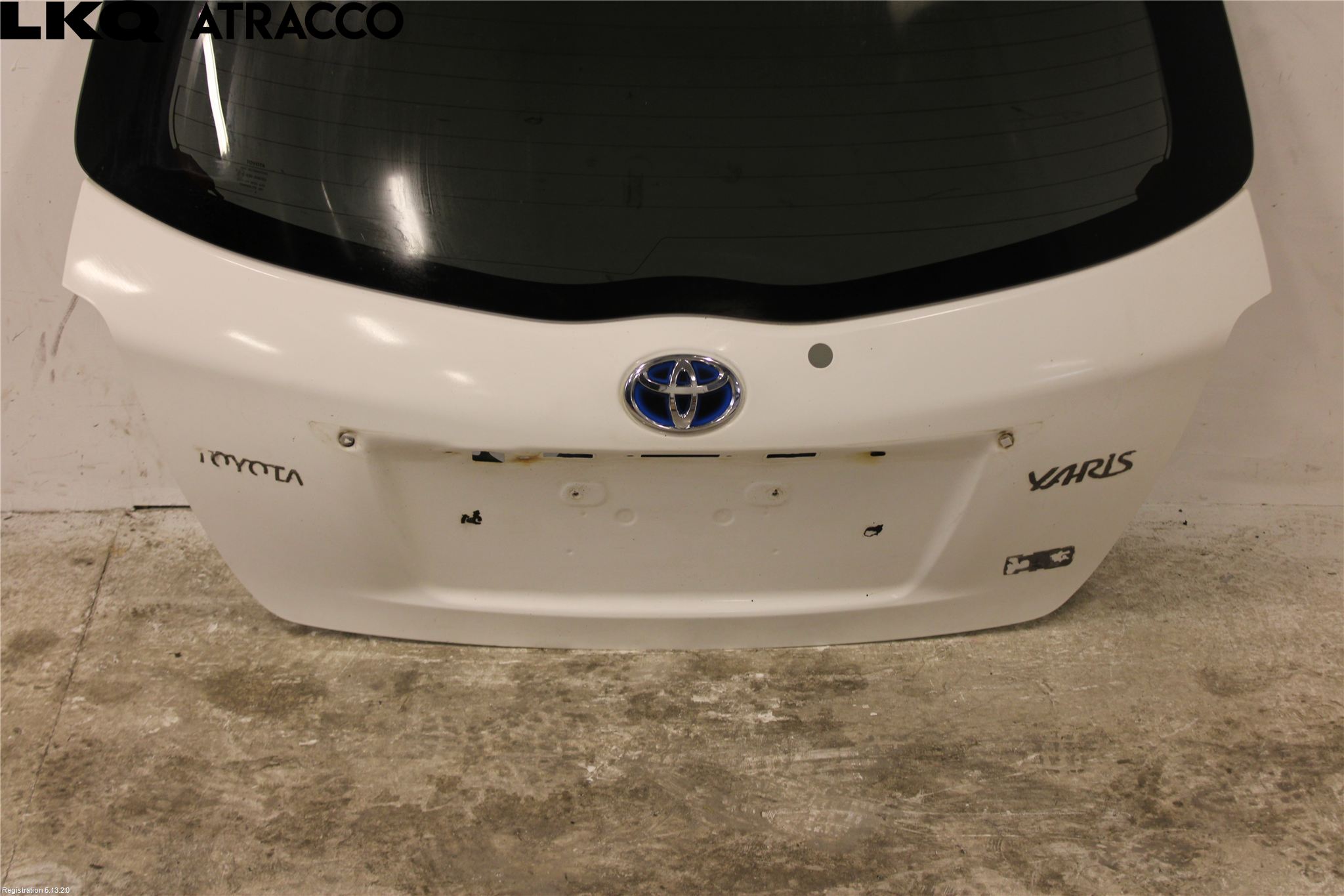 Toyota YARIS XP130 12-14 Baklucka Cc-Kombi-Sedan