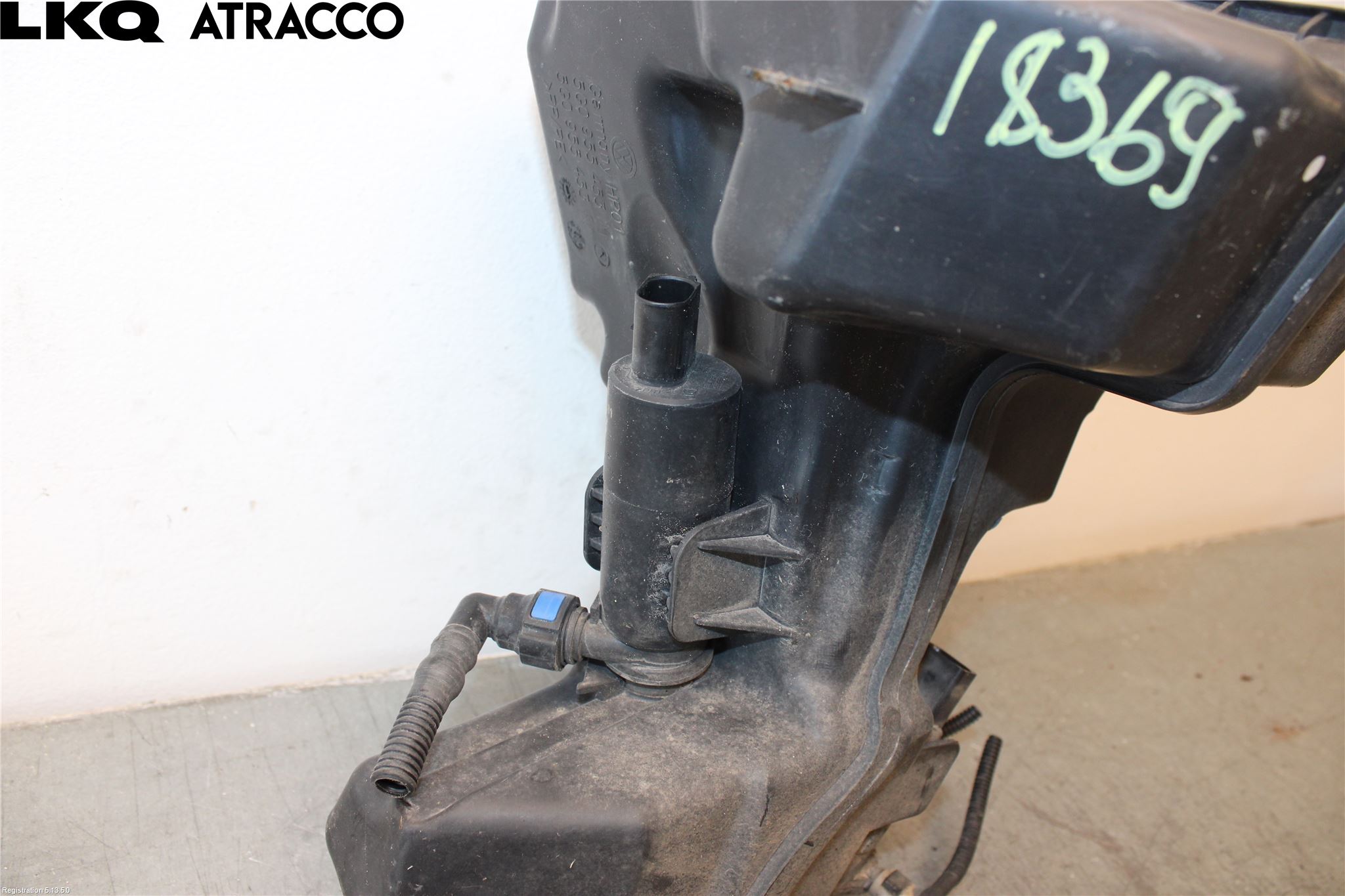 Volkswagen VW GOLF / E-GOLF VII 13-20 Spolartank Vindruta