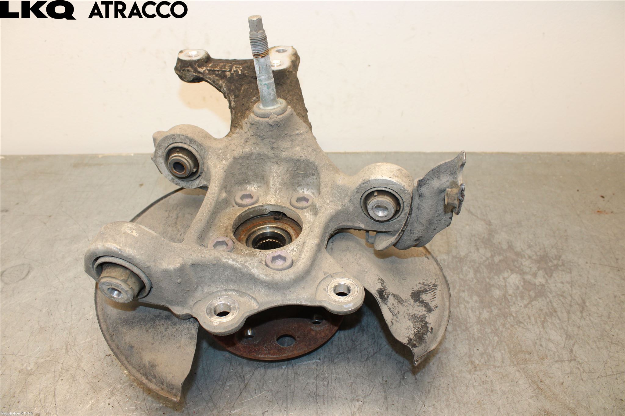 Toyota bZ4X EA10 22- Hjullagerhus-Spindel Hö B