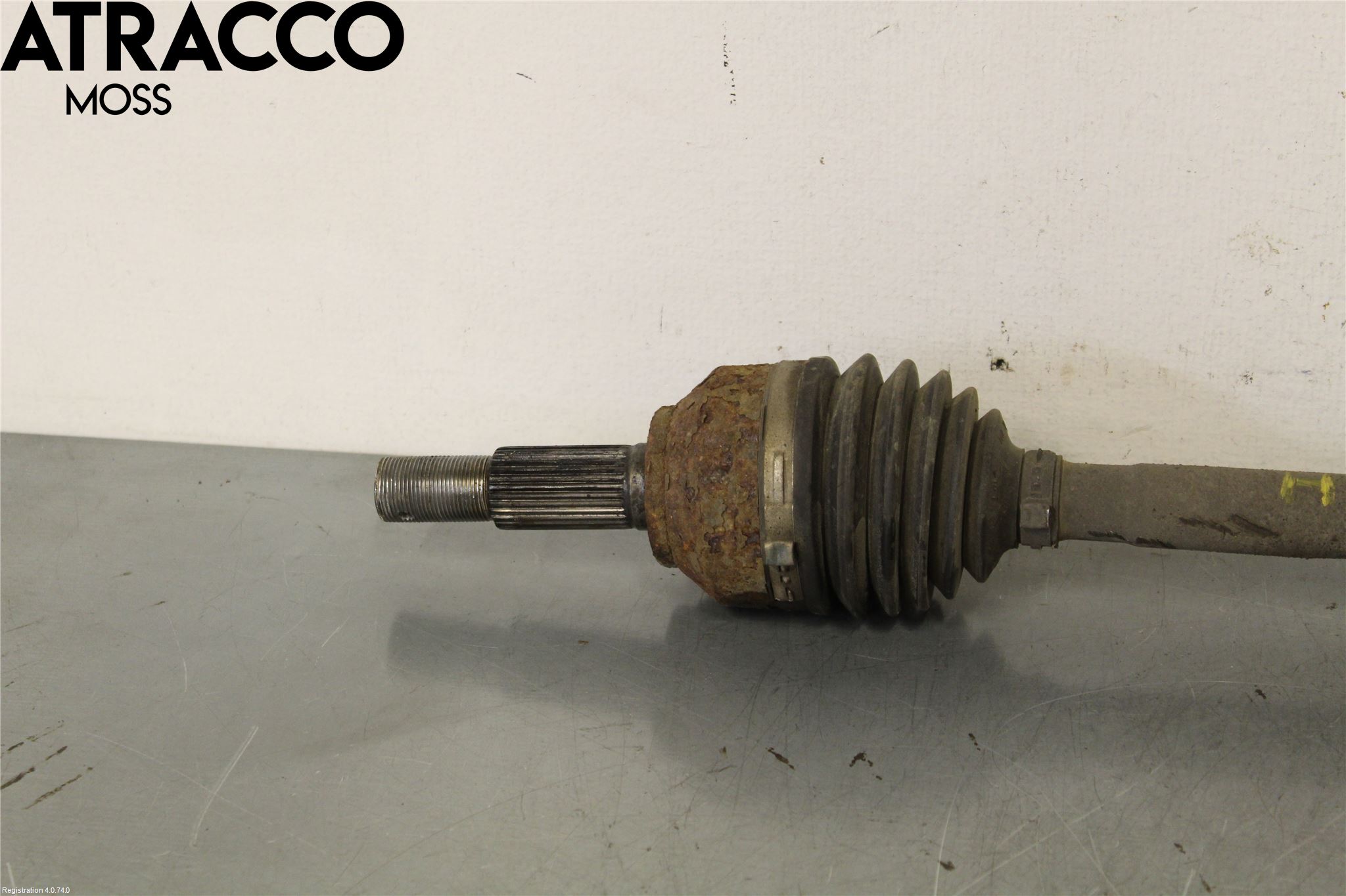 Nissan QASHQAI+2  10-14 Drivaxel Fram Höger