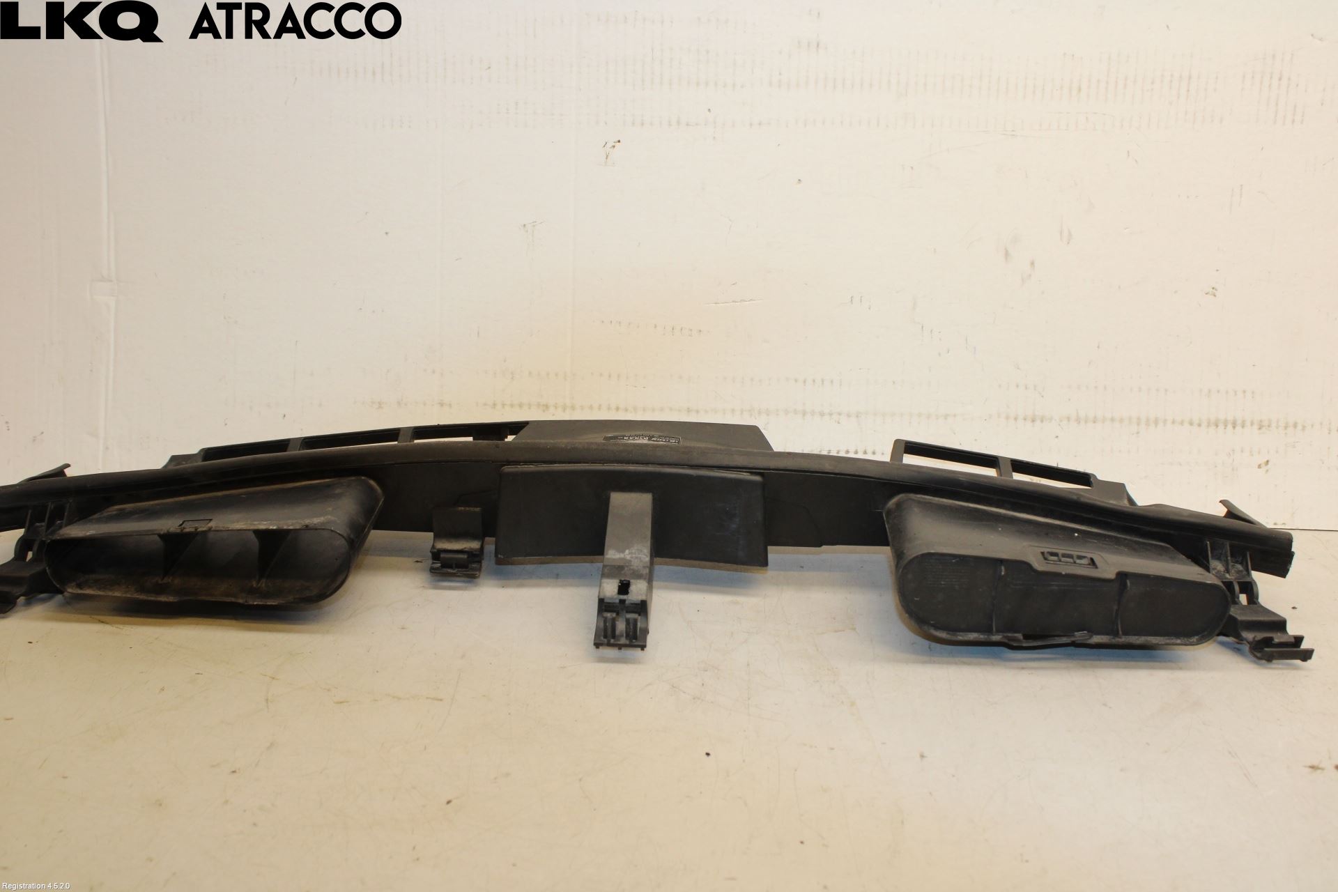 Mercedes-Benz MB E-KLASS (W212) 09-16 Deflektor Plåt-Plast Kylning