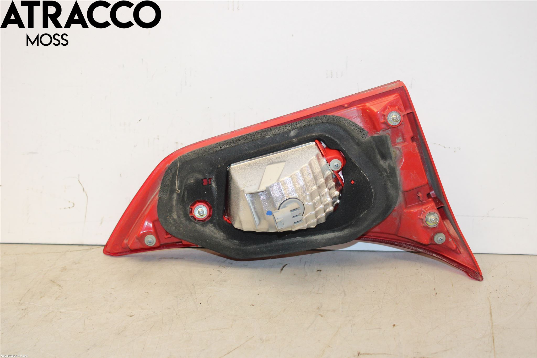 Toyota AURIS 13-19 Bakljus Lucka Hö