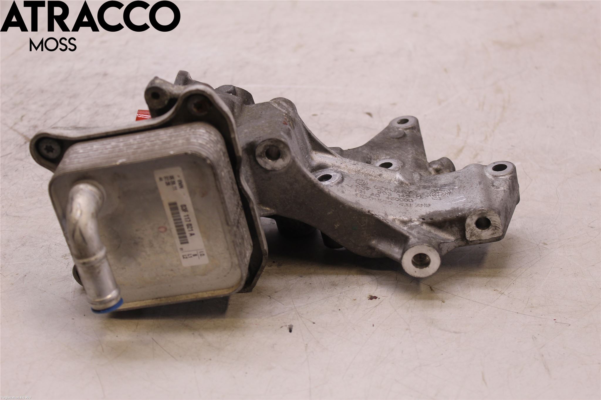 Volkswagen VW GOLF VI 09-13 Oljekylare Motor