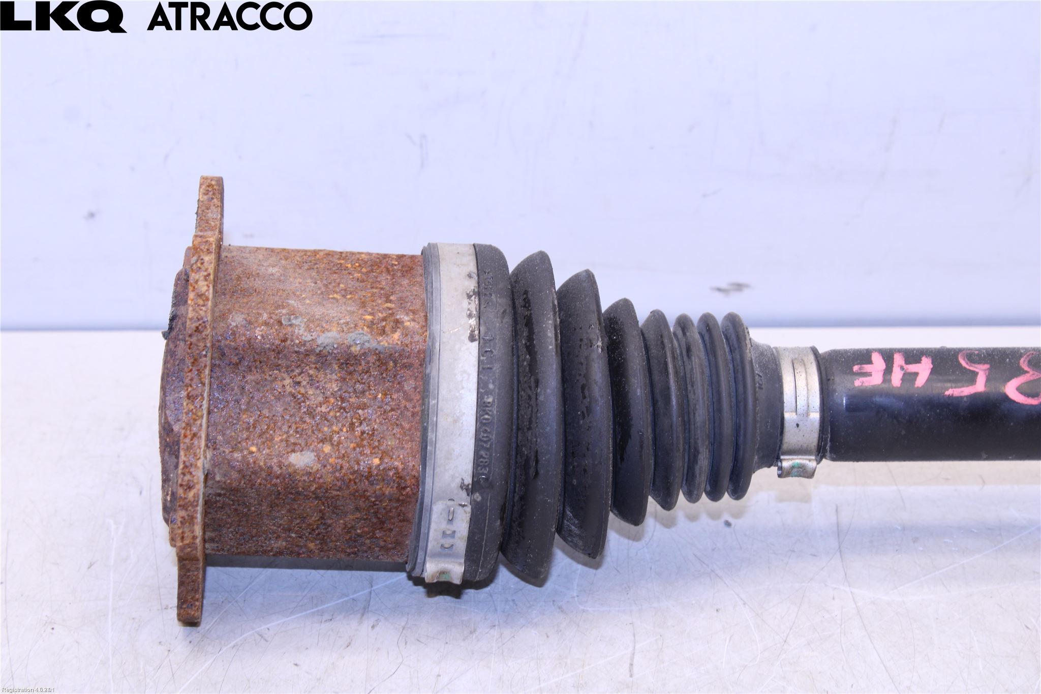 Audi A4/S4 08-11 Drivaxel Fram Höger