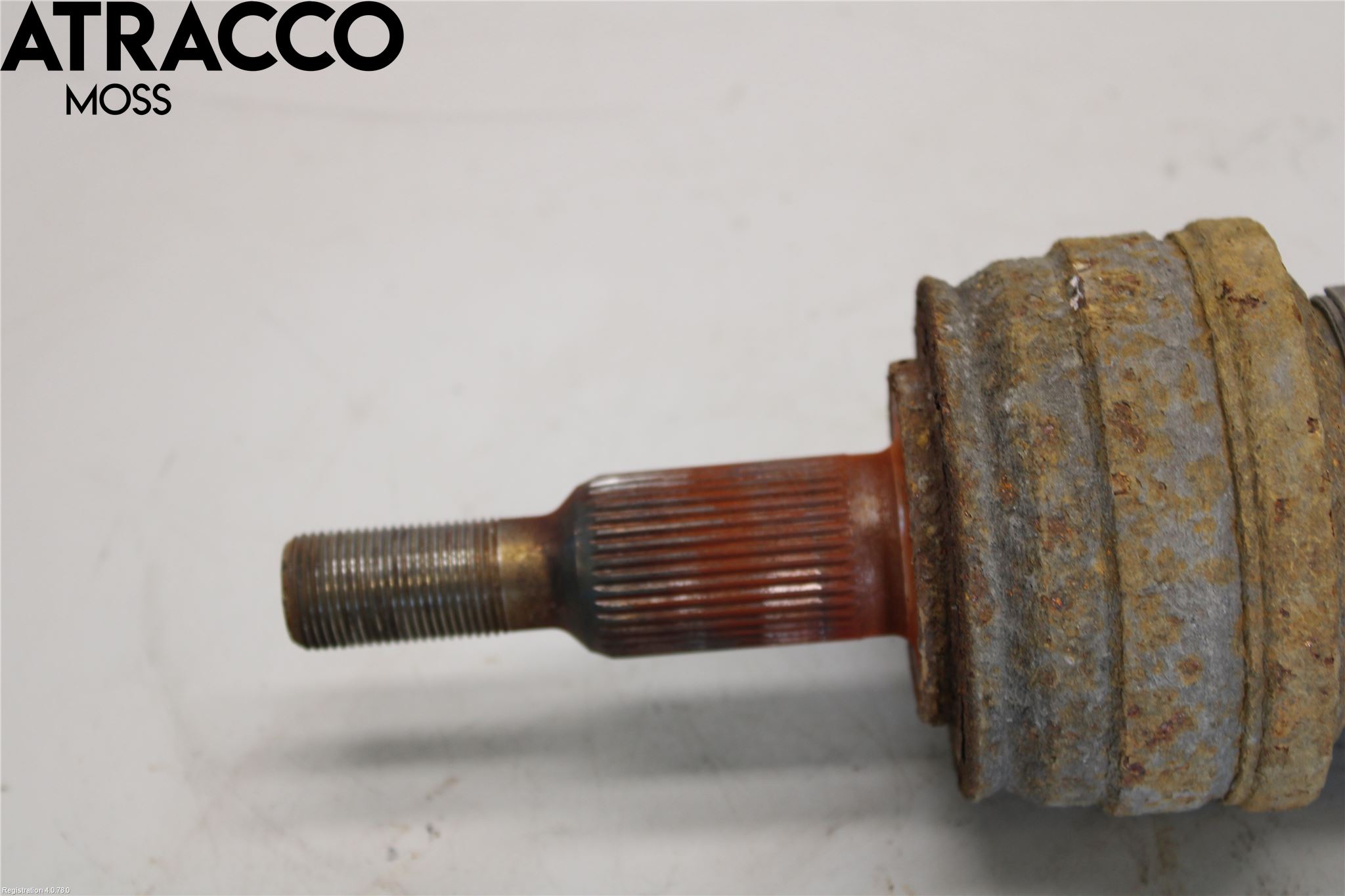 Volkswagen VW TRANSP/CARAVELLE (T5) 04-15 Drivaxel Bak Vänster