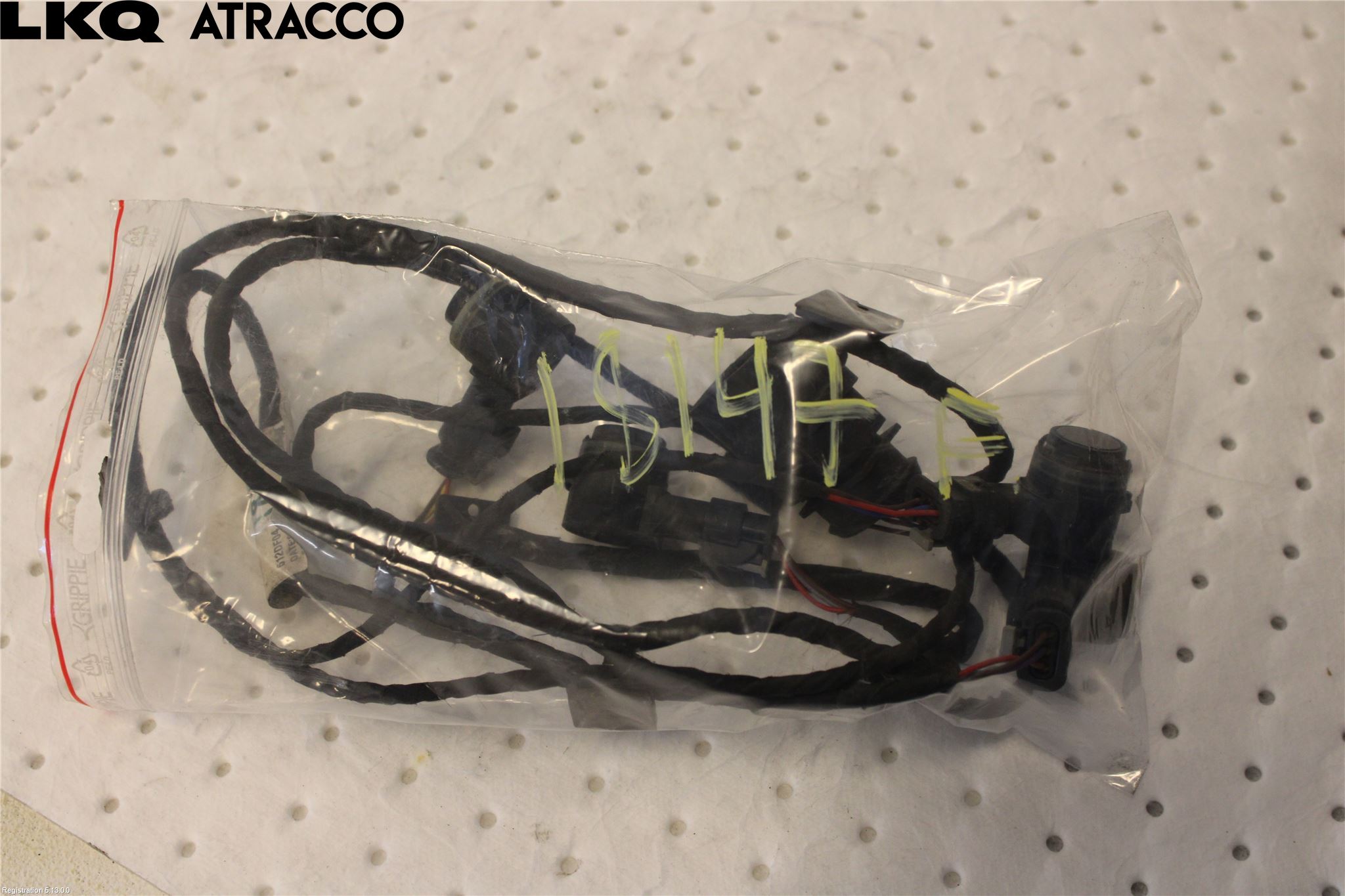 Volkswagen VW GOLF / E-GOLF VII 13-20 Parkeringshjälp Frontsensor