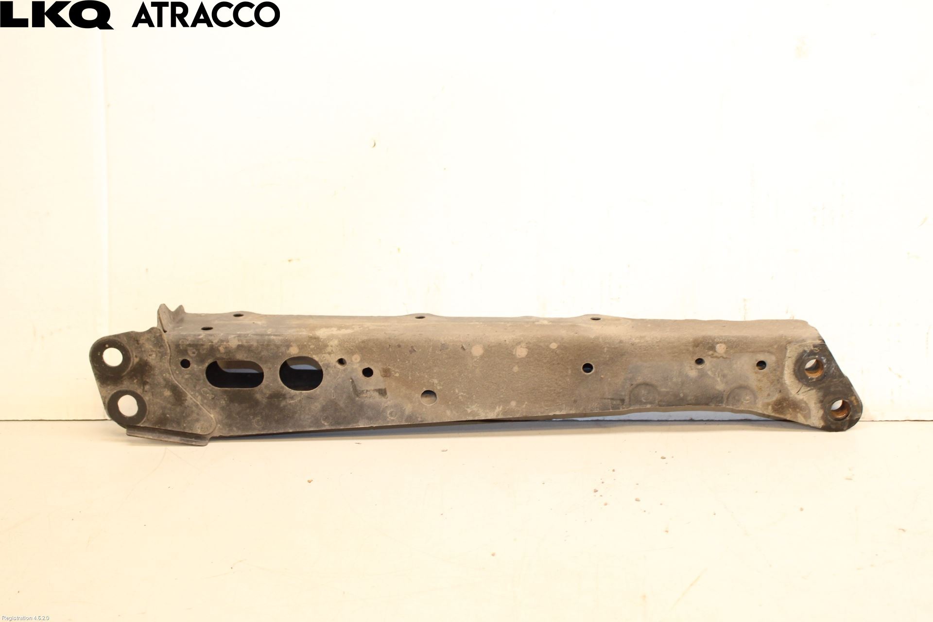 Toyota AURIS 13-19 Kylarfäste-Ram-Balk