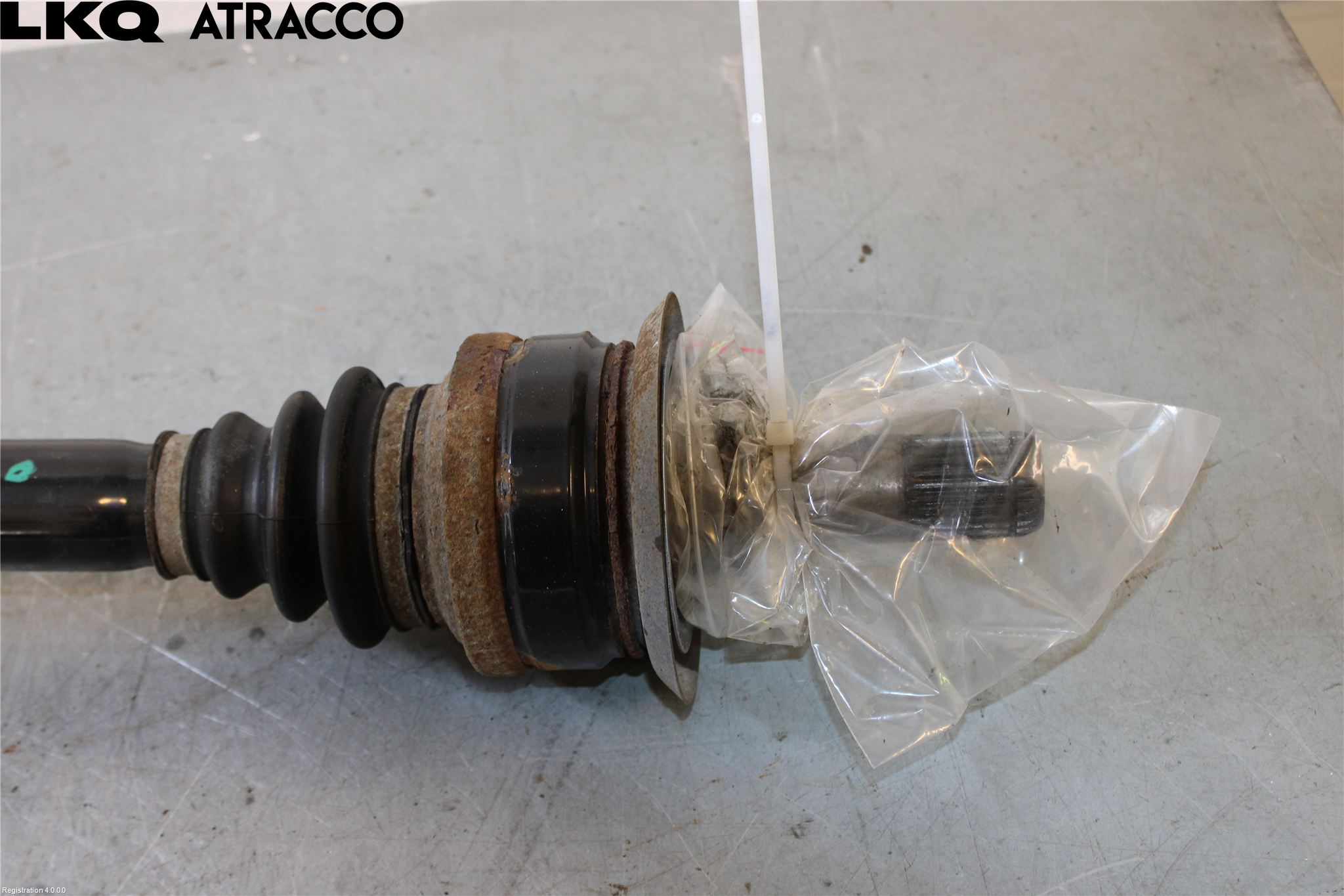 BMW 6 F12/F13 10-18 Drivaxel Bak Vänster