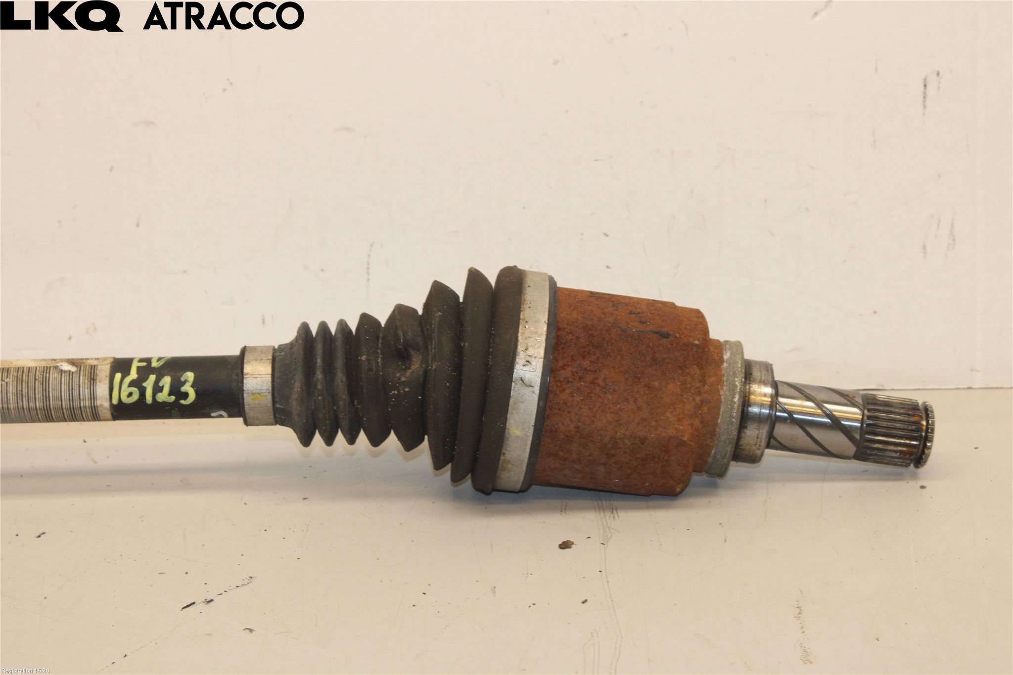 Renault ZOE/E-TECH 13- Drivaxel Fram Vänster