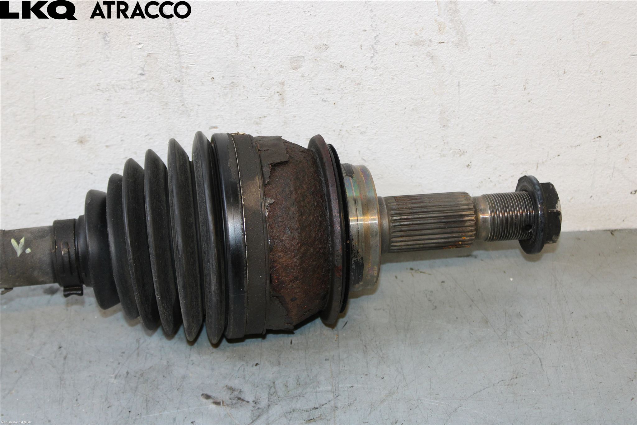 Toyota HILUX 16- Drivaxel Fram Vä Hö