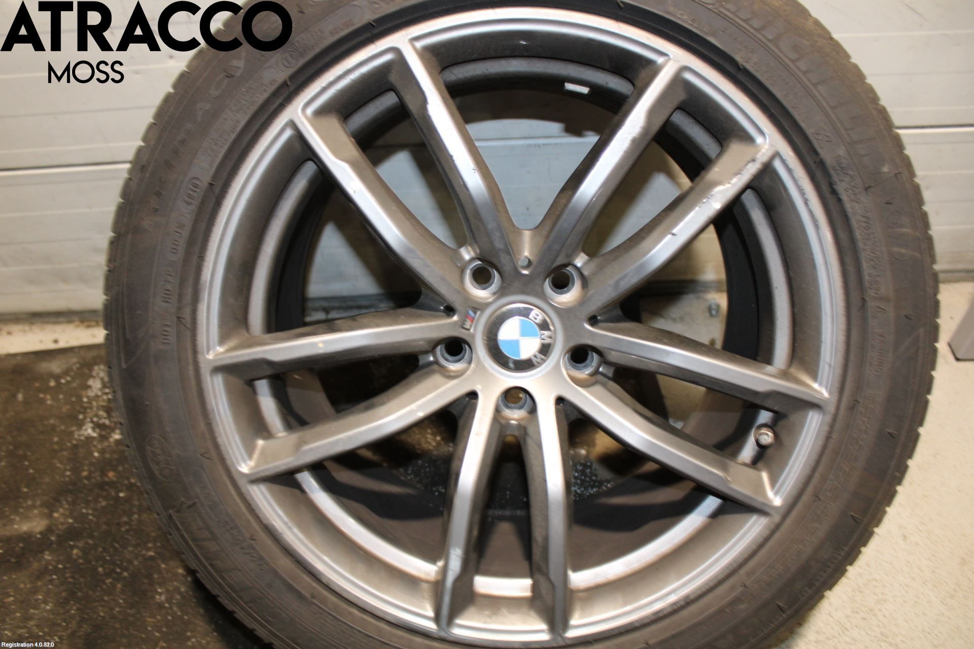 BMW 5 G30/G31/F90 17-23 Sommardäck Med Fälg