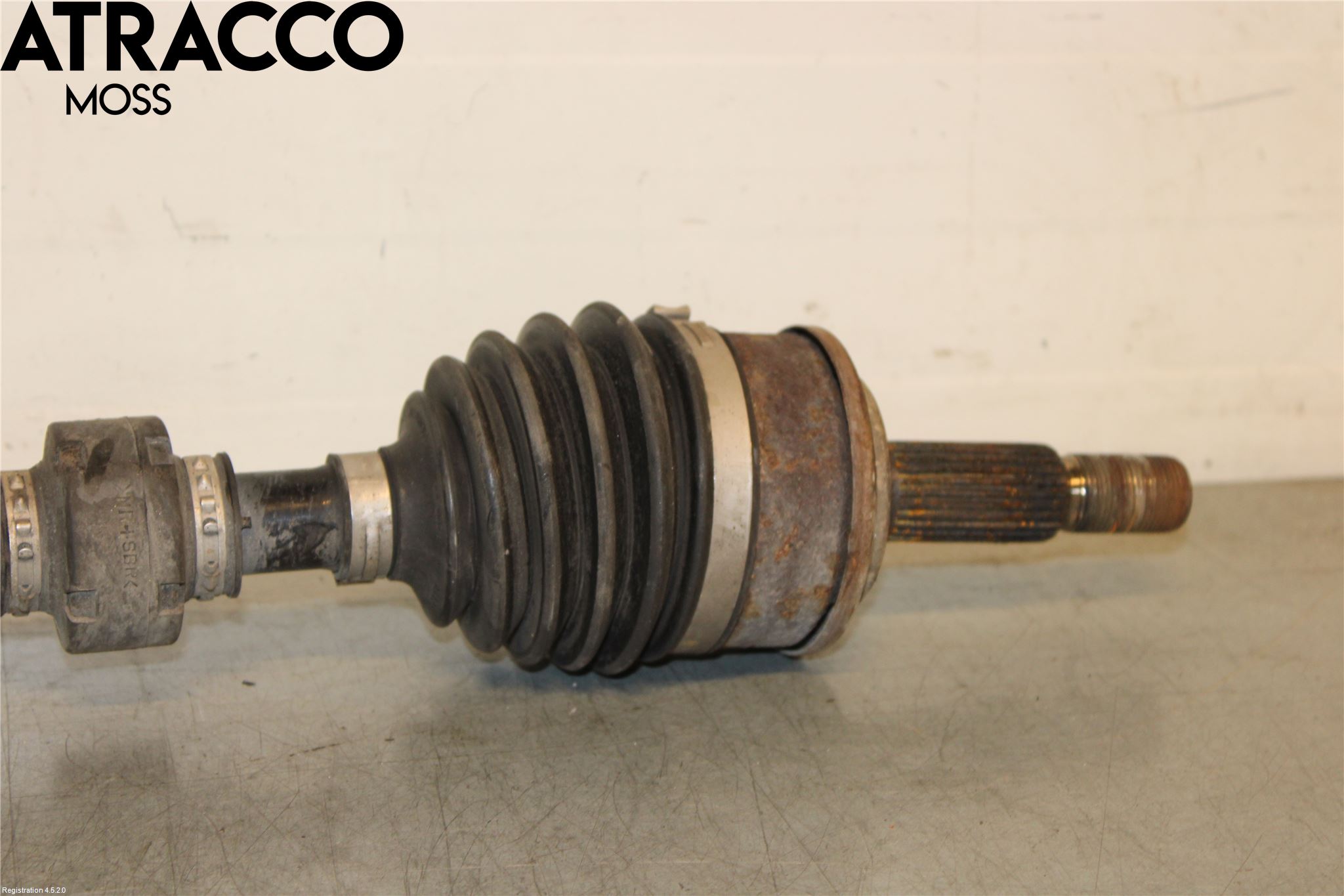 Toyota AURIS 13-19 Drivaxel Fram Vänster