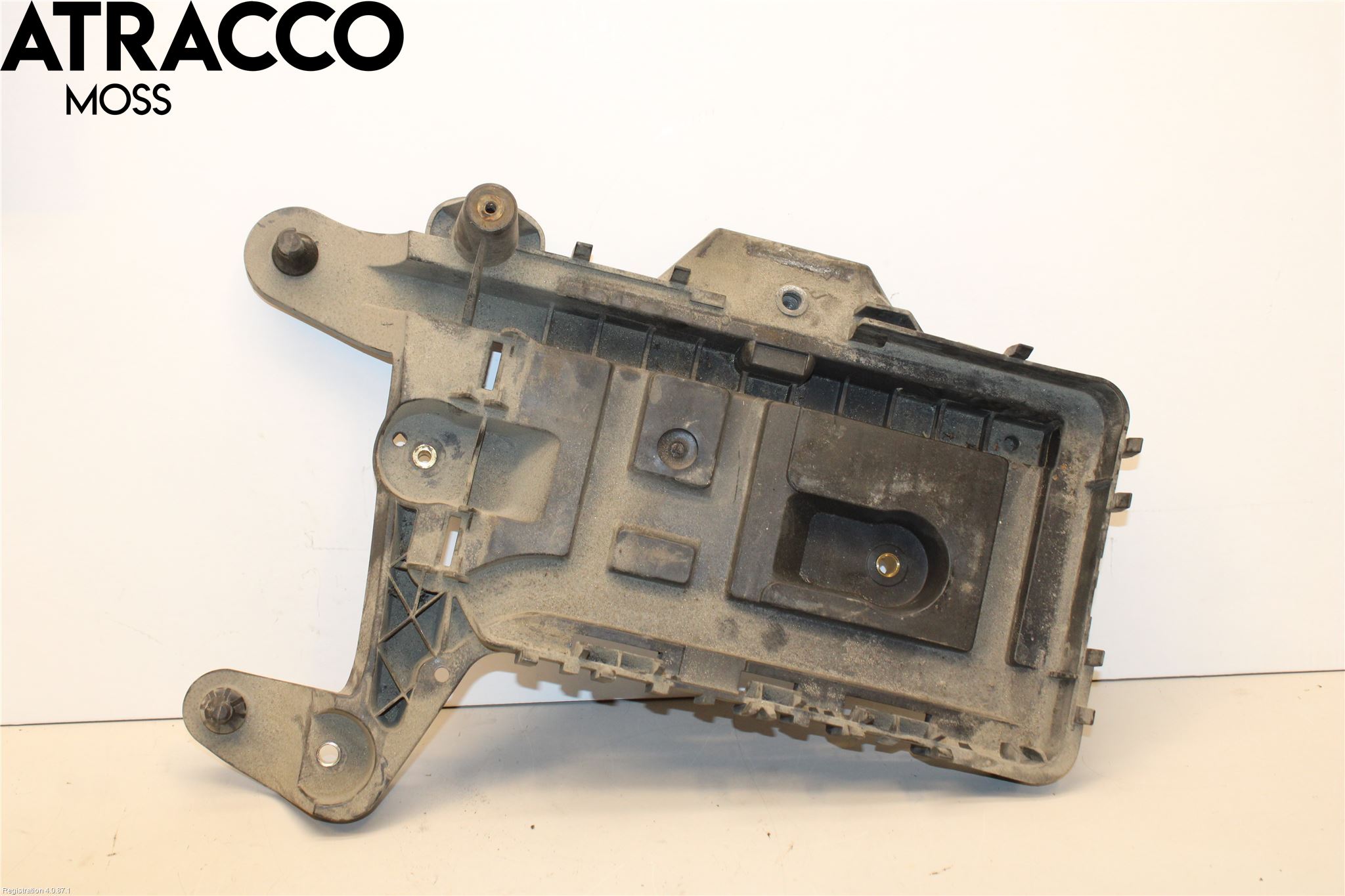Volkswagen VW PASSAT 11-14 Batterilåda-Fäste-Hållare
