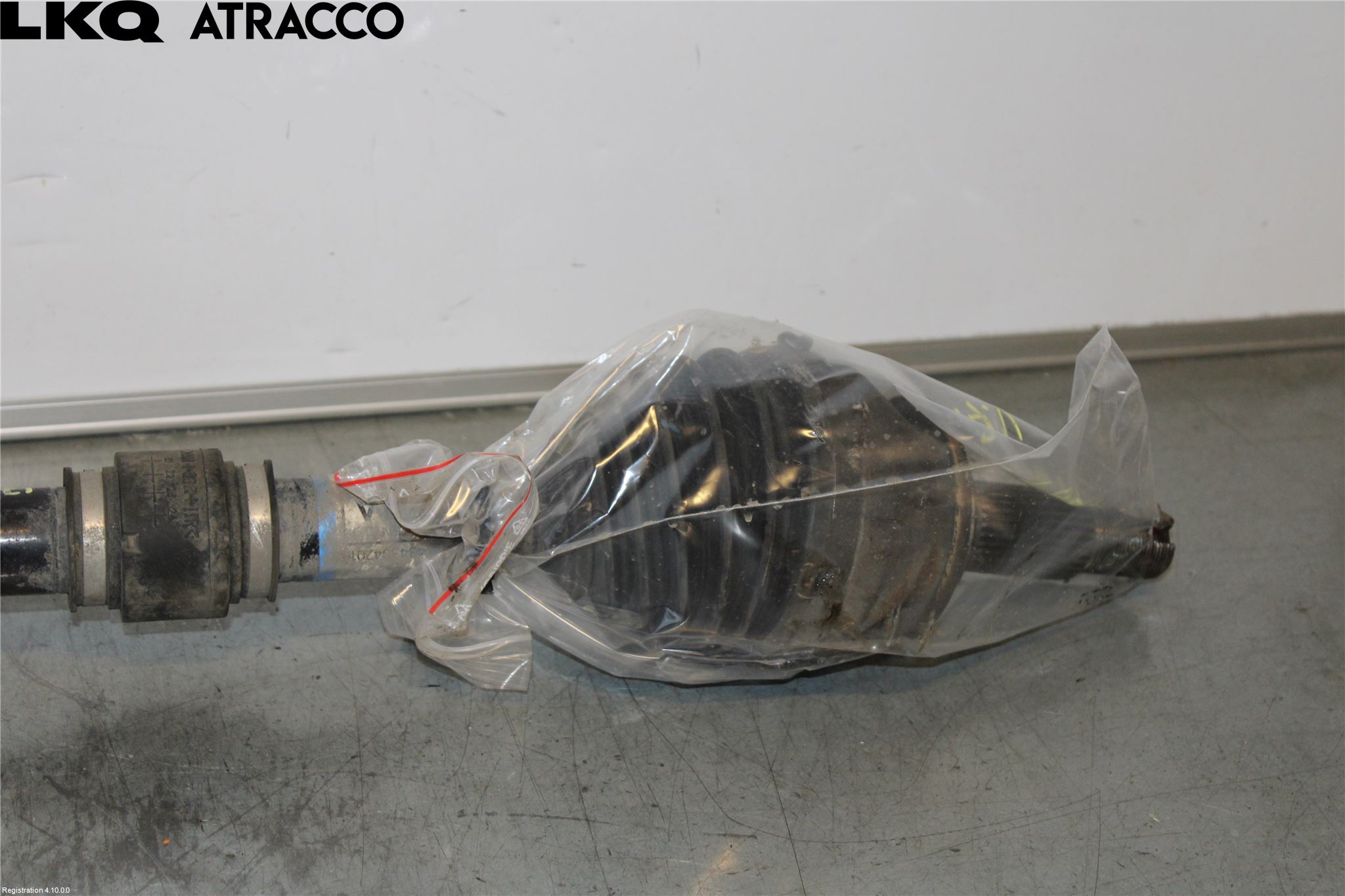 Toyota bZ4X EA10 22- Drivaxel Fram Vänster