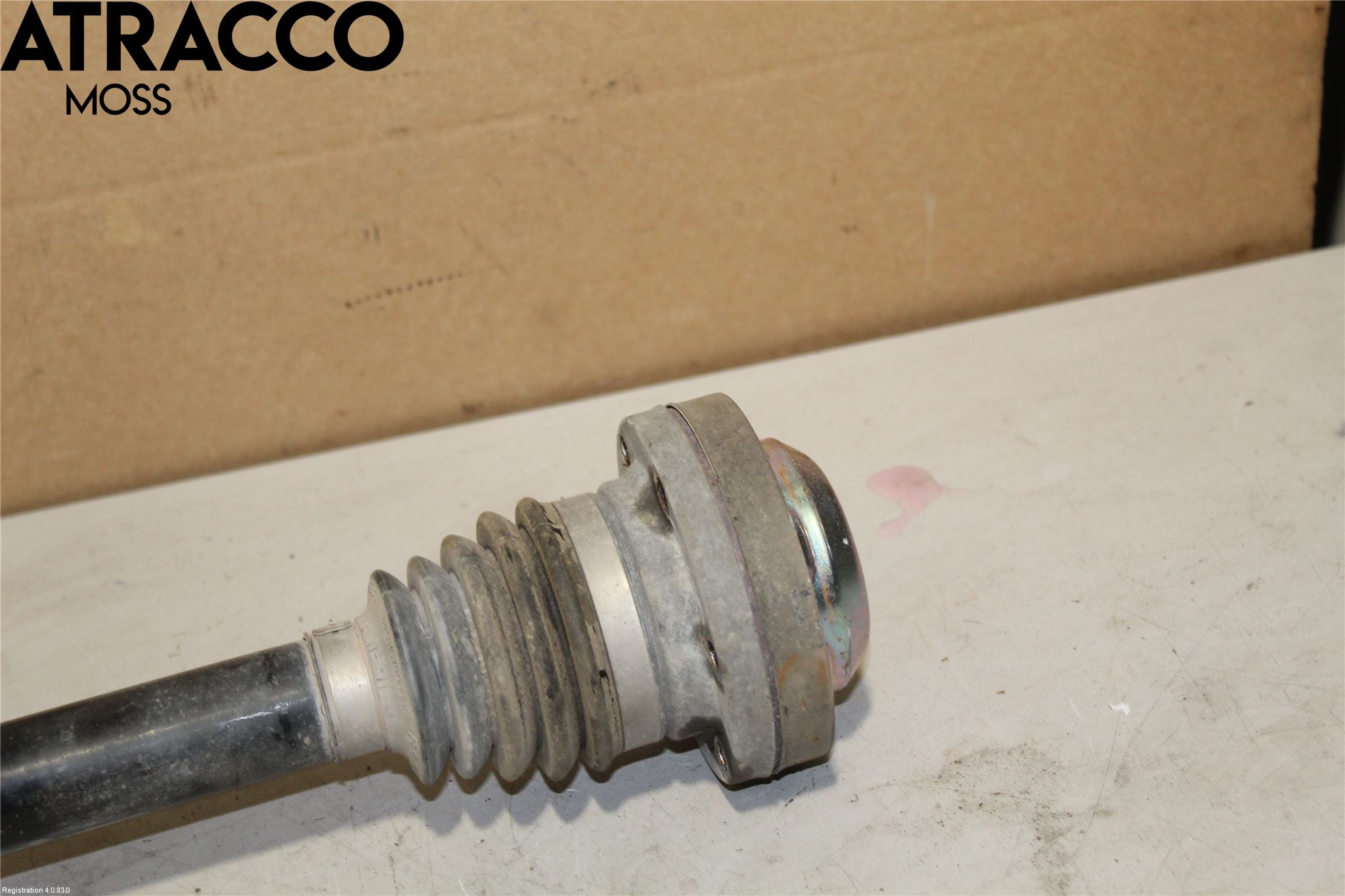Audi A4 12-15 Drivaxel Bak Vänster