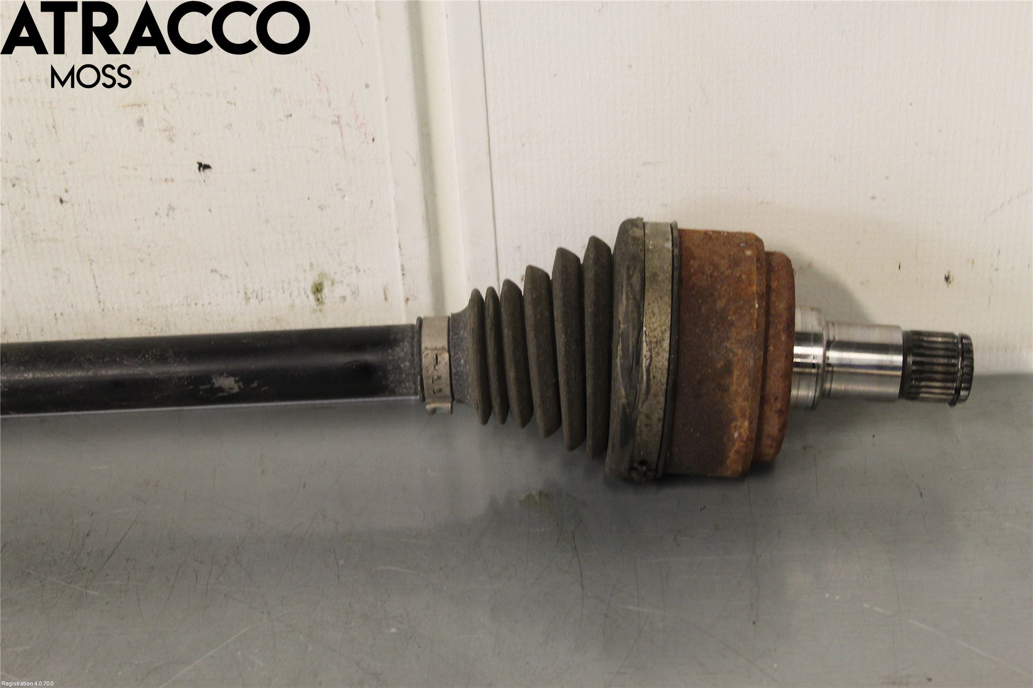 Volvo XC60 18- Drivaxel Bak Vänster