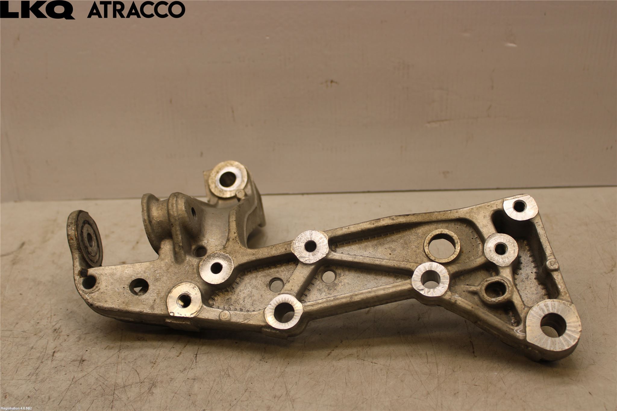 Volkswagen VW GOLF VI 09-13 Framvagn Övrigt