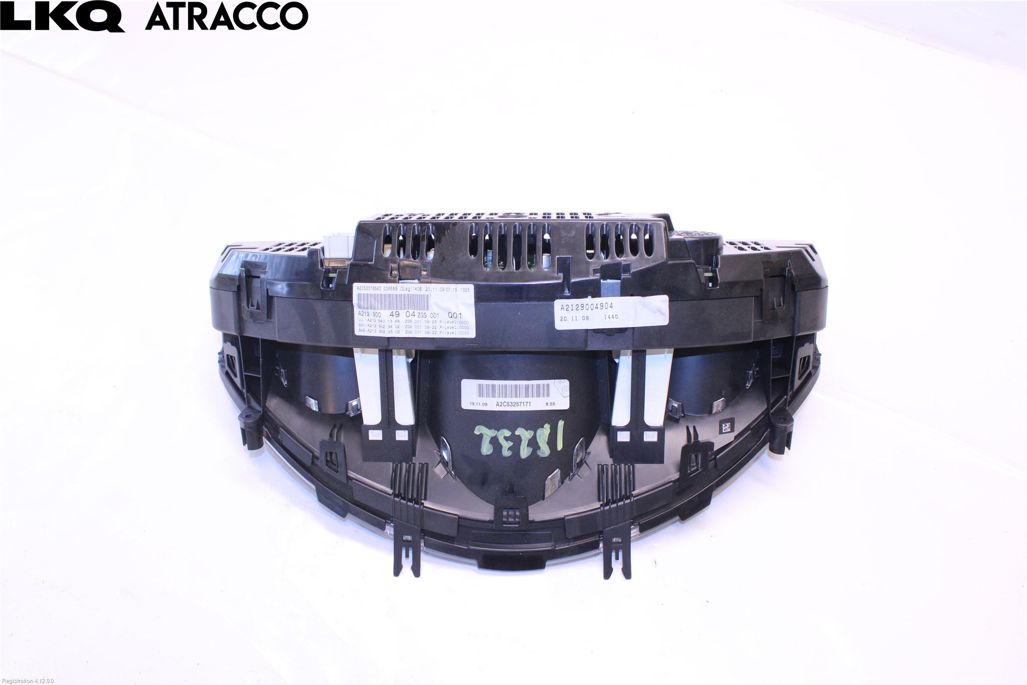 Mercedes-Benz MB E-KLASS (W212) 09-16 Instrument Hast