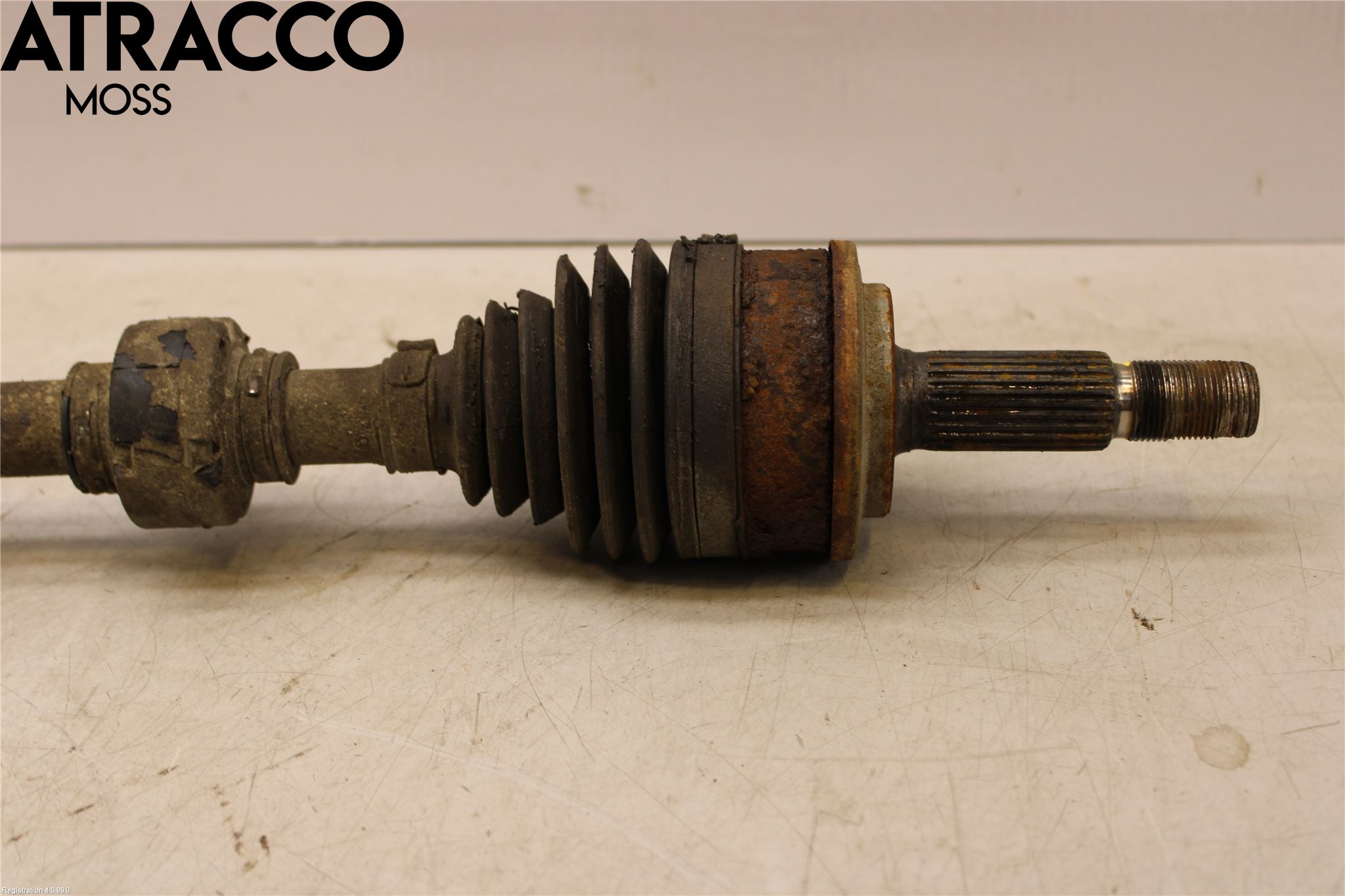 Toyota AURIS 13-19 Drivaxel Fram Vänster